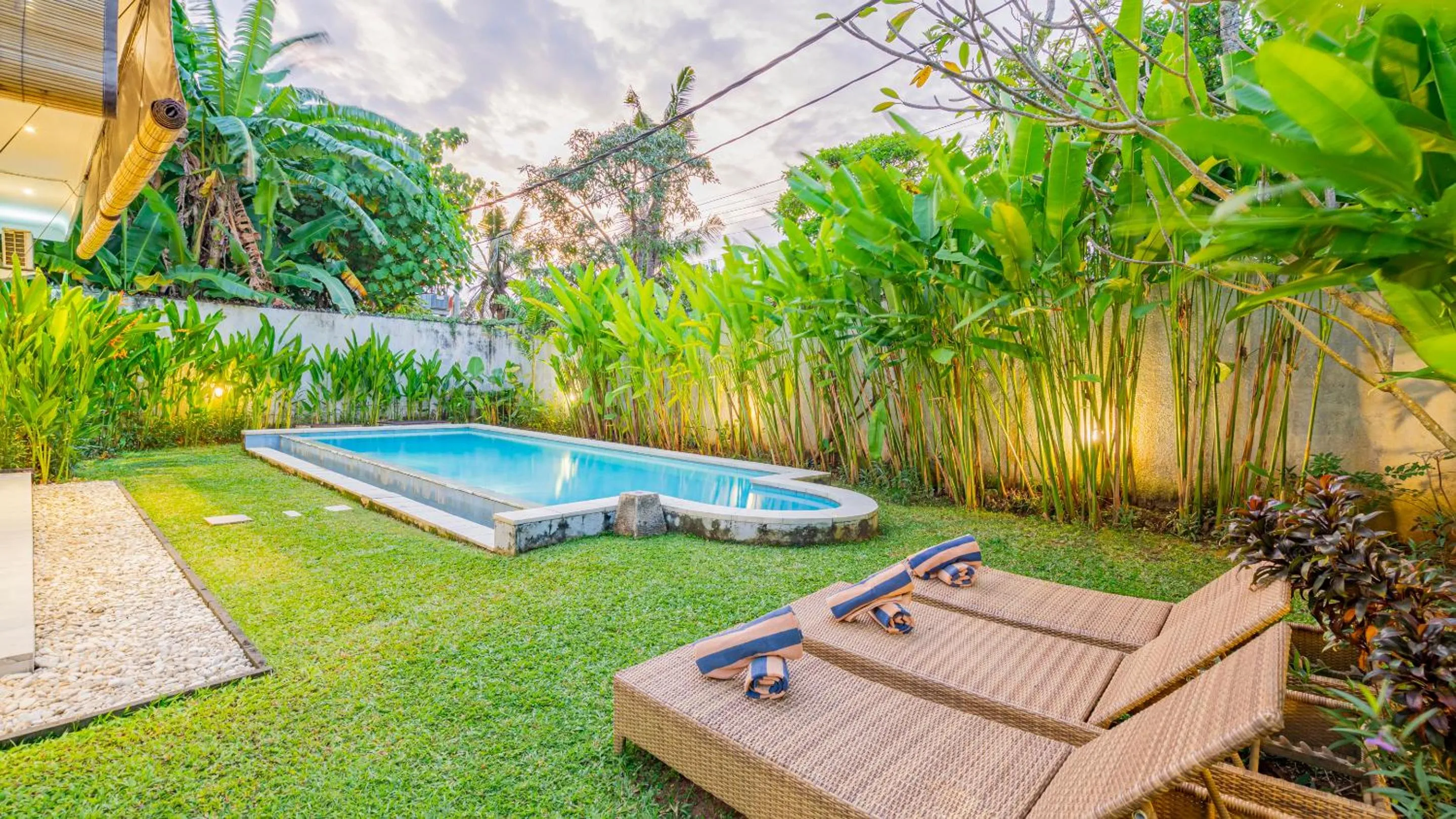 sunbed in Villa Harmony - Seminyak