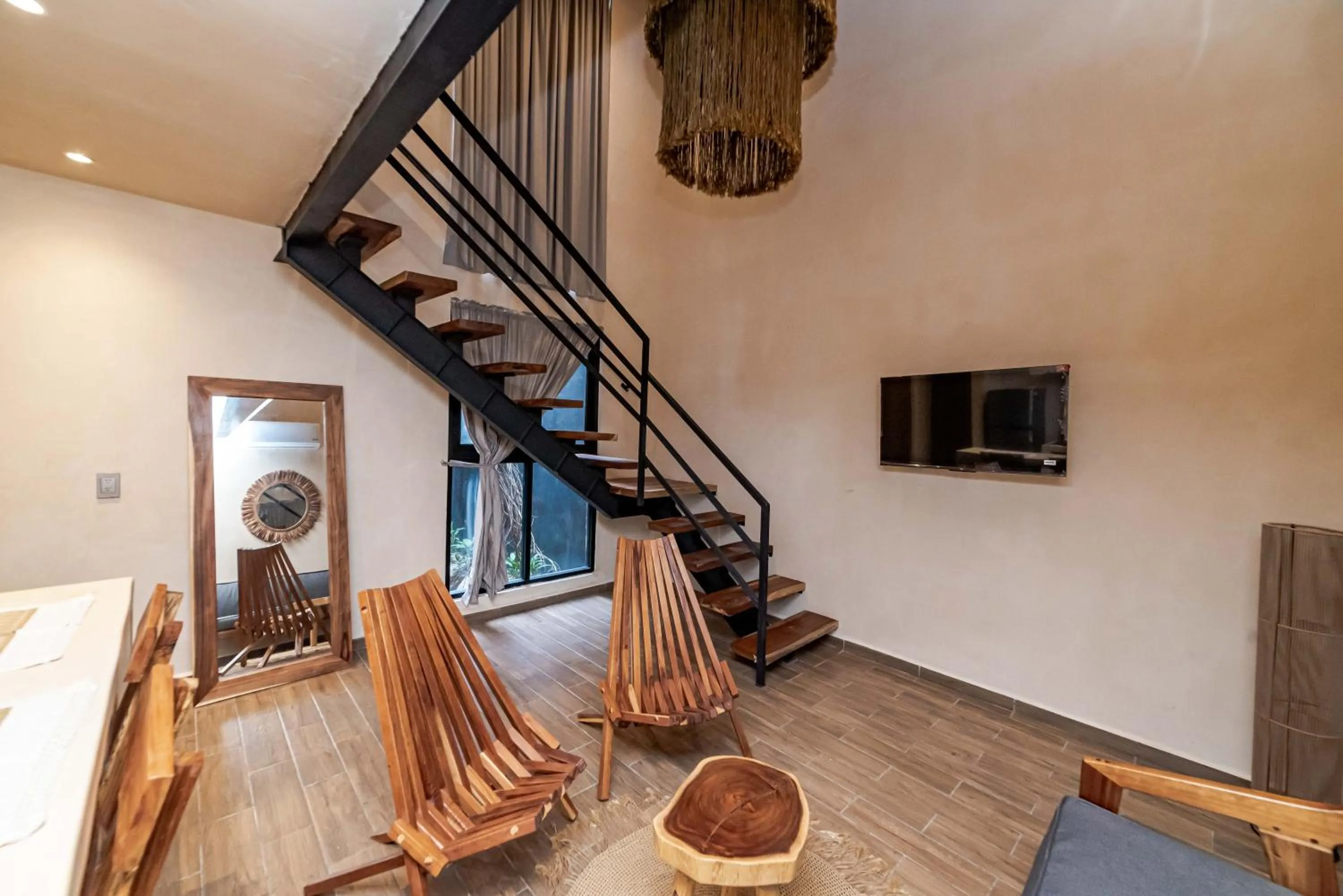 TV and multimedia in The Teodoro