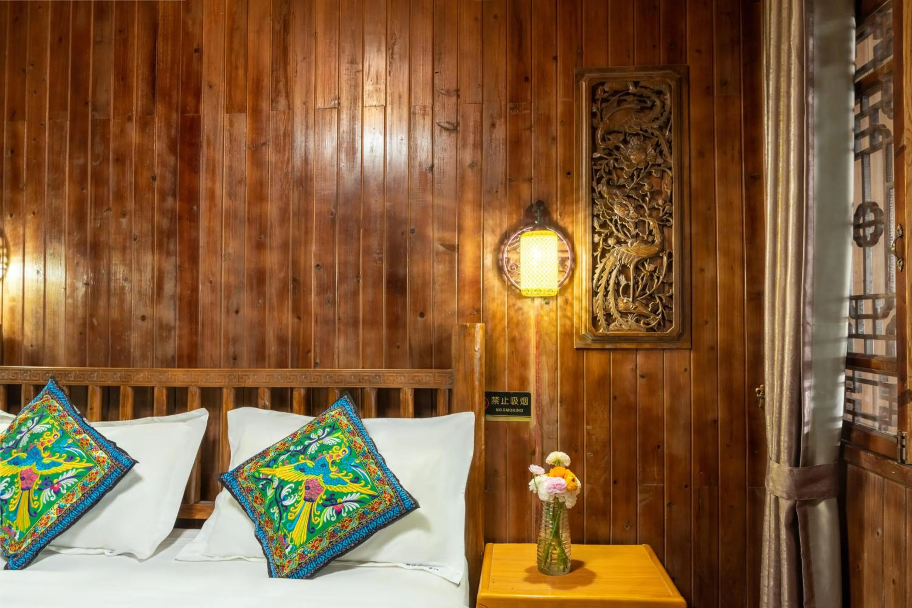 Lijiang Ancient City View Inn