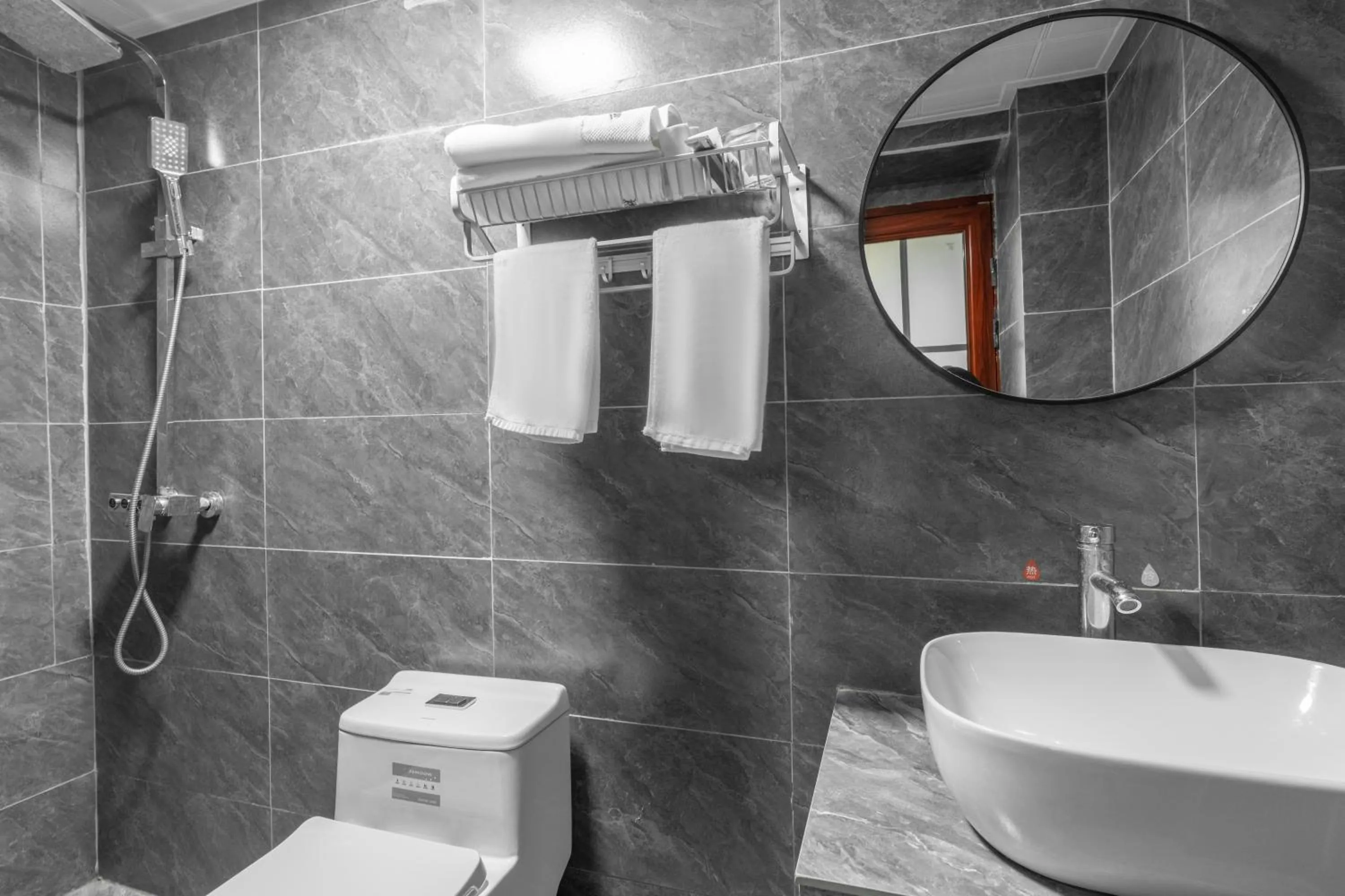 Toilet in Lijiang Ancient City View Inn