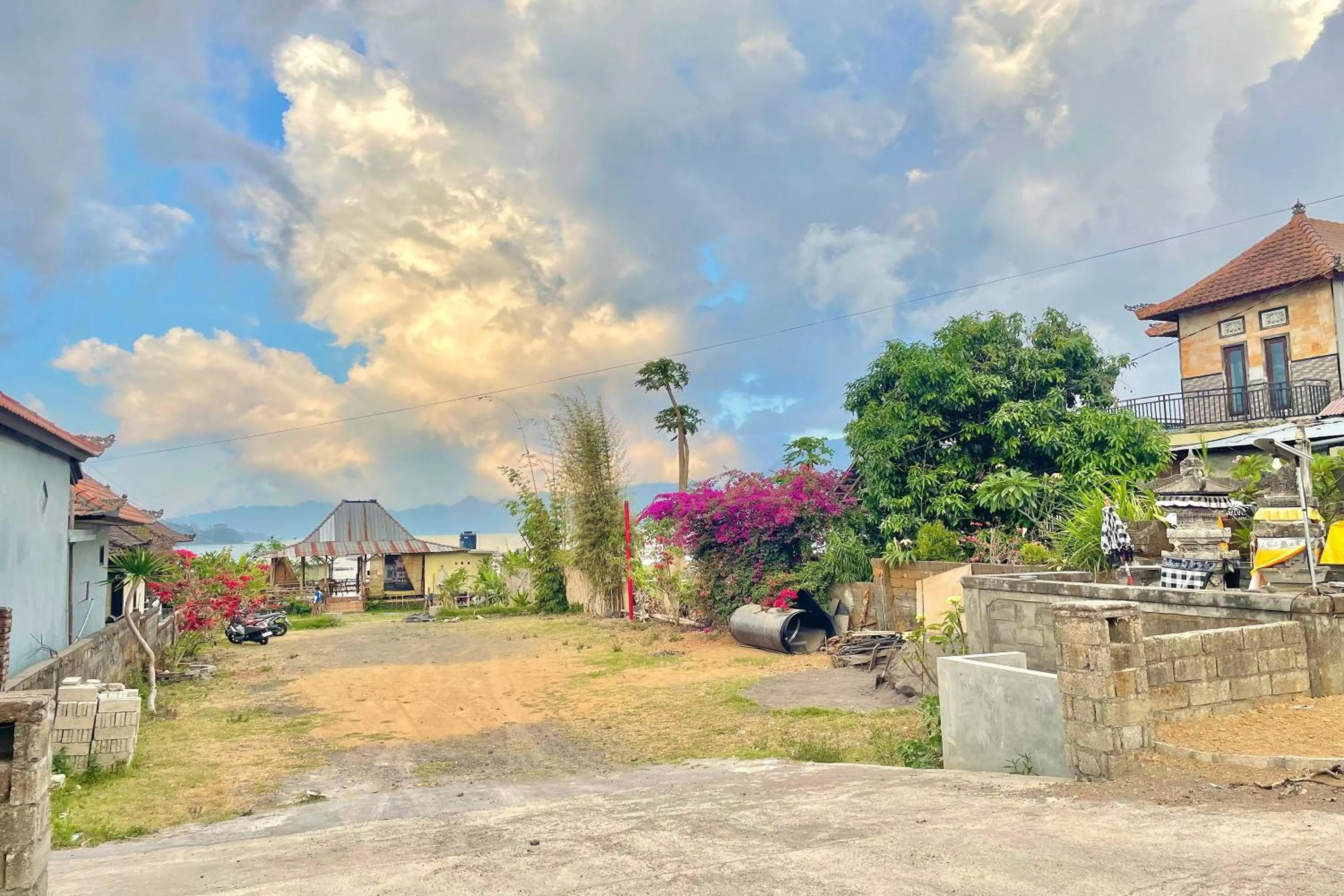 Property building in Double U Camp and Villa