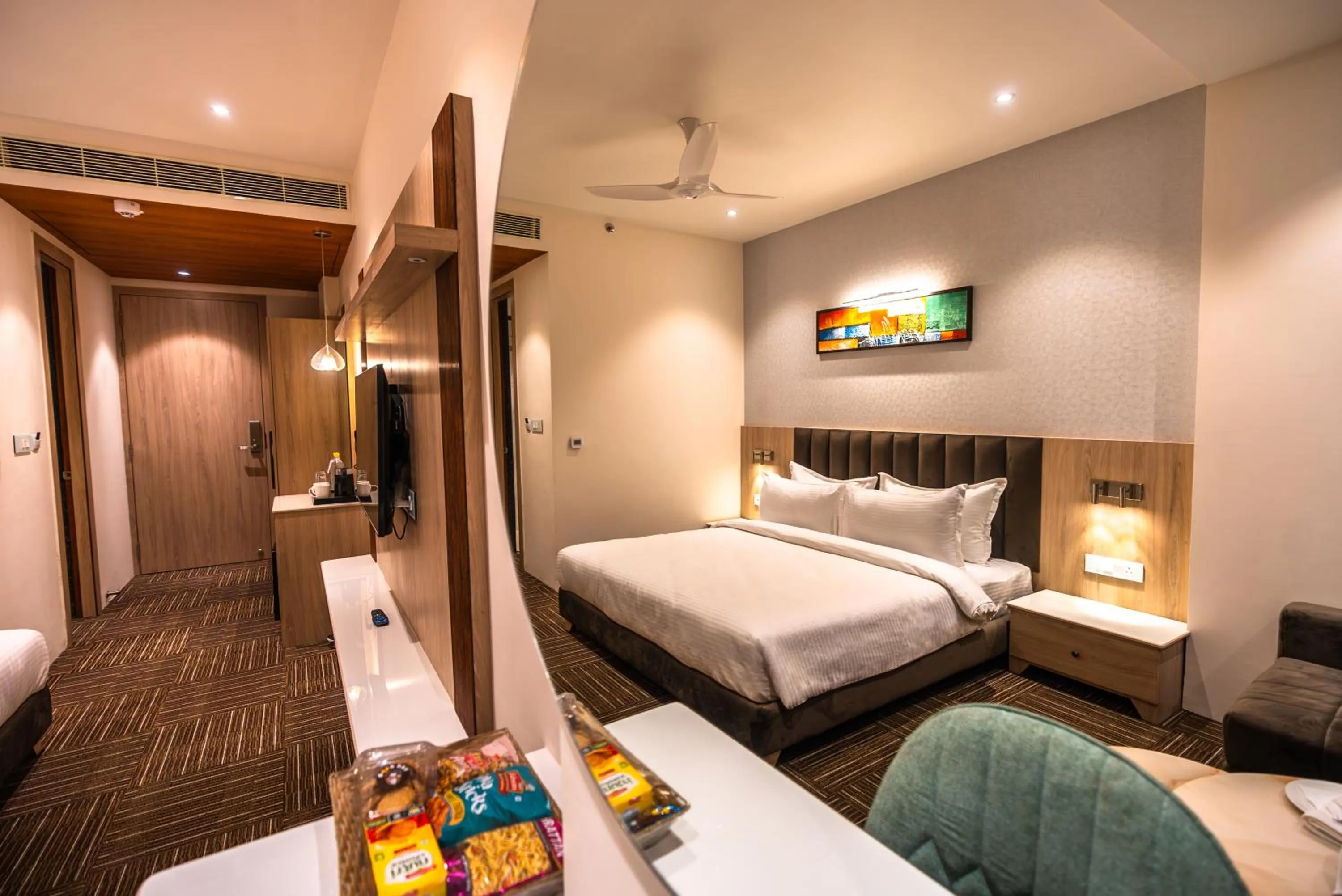 TV and multimedia, Bed in Clarks inn Express Ayodhya