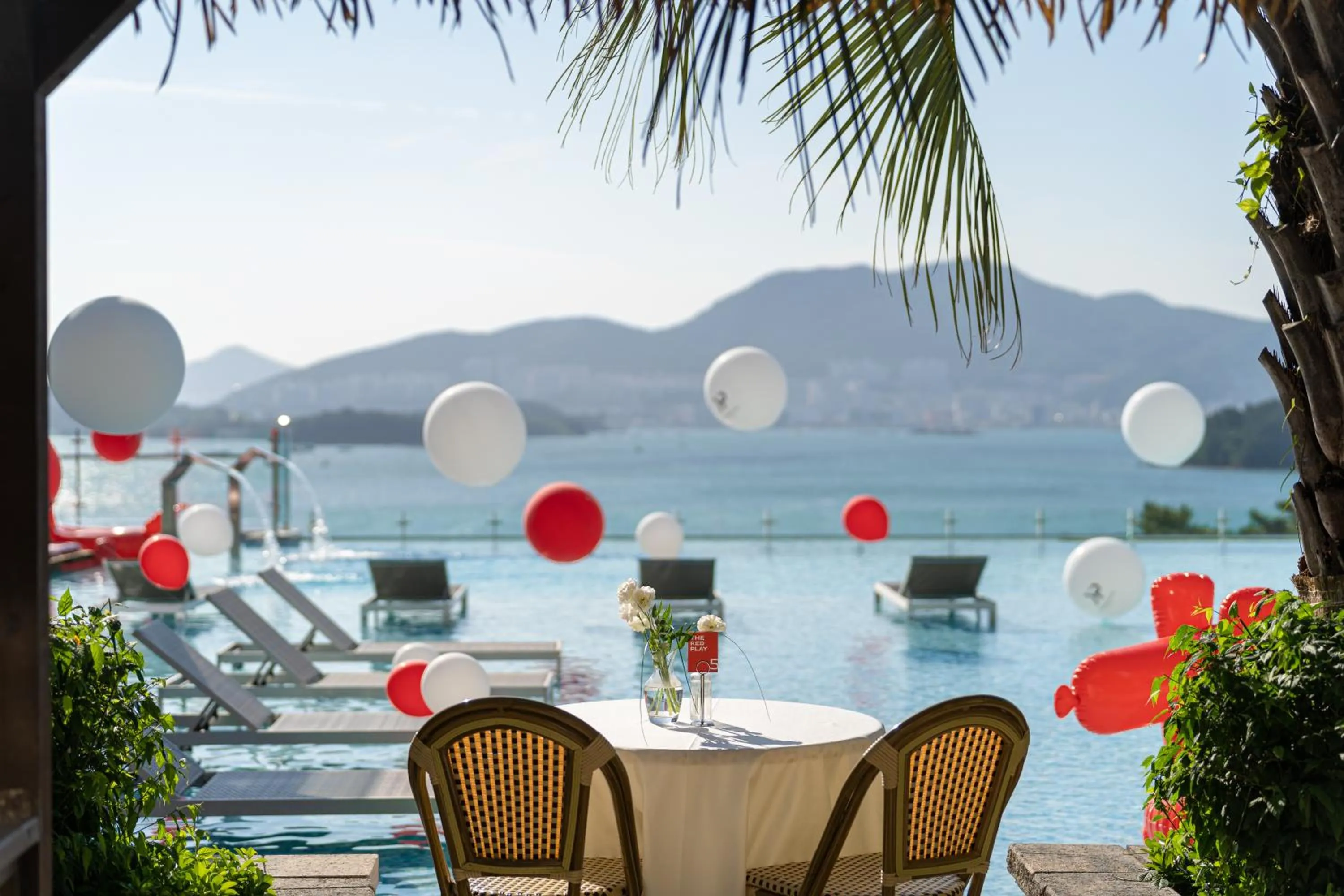 Pool view in Yeosu Calacatta Hotel & Resort