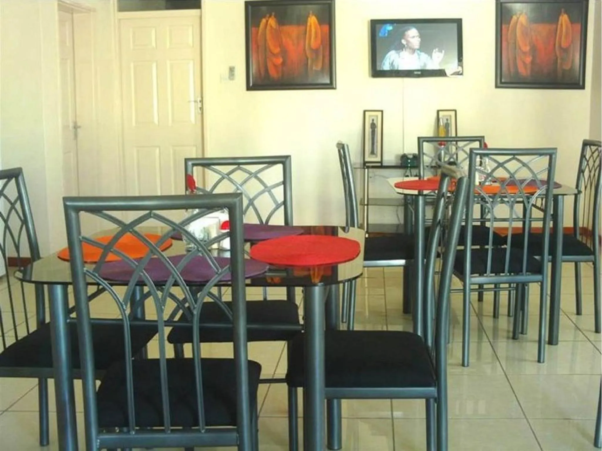 Food in Comfort Palace Guesthouse