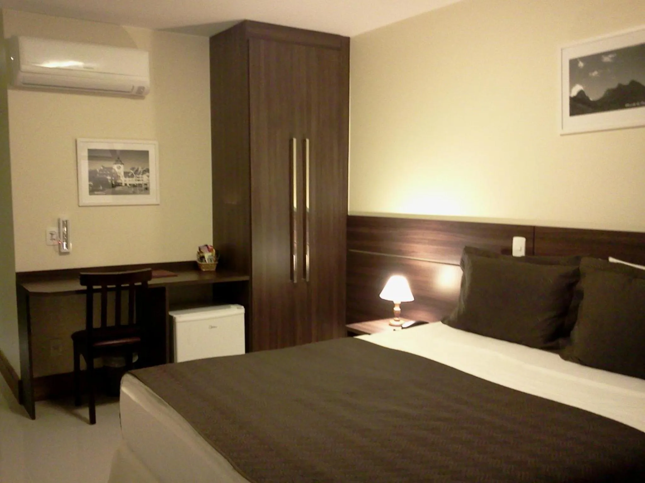 Photo of the whole room, Bed in Hotel Willisau