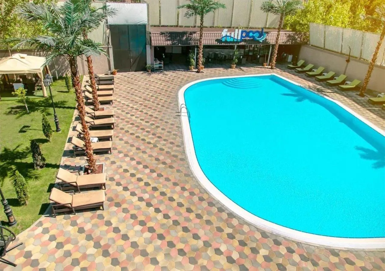 Swimming pool in Colette Hotel