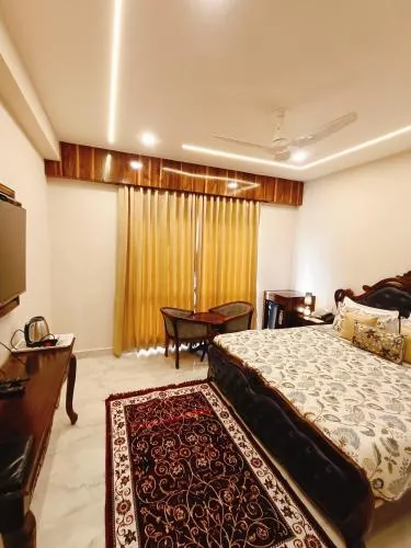 Mangal Hotel & Resorts Pool