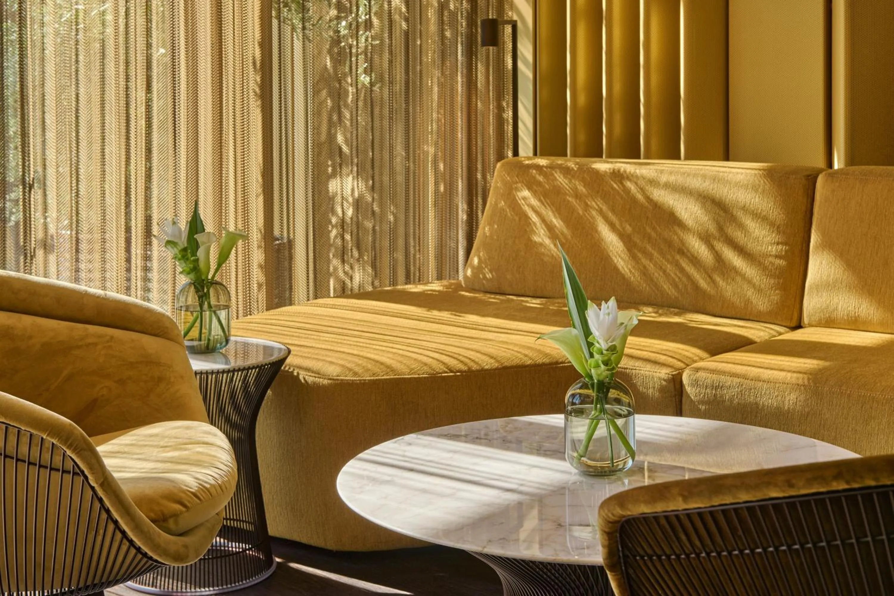 Lounge or bar in Koenigshof, a Luxury Collection Hotel, Munich