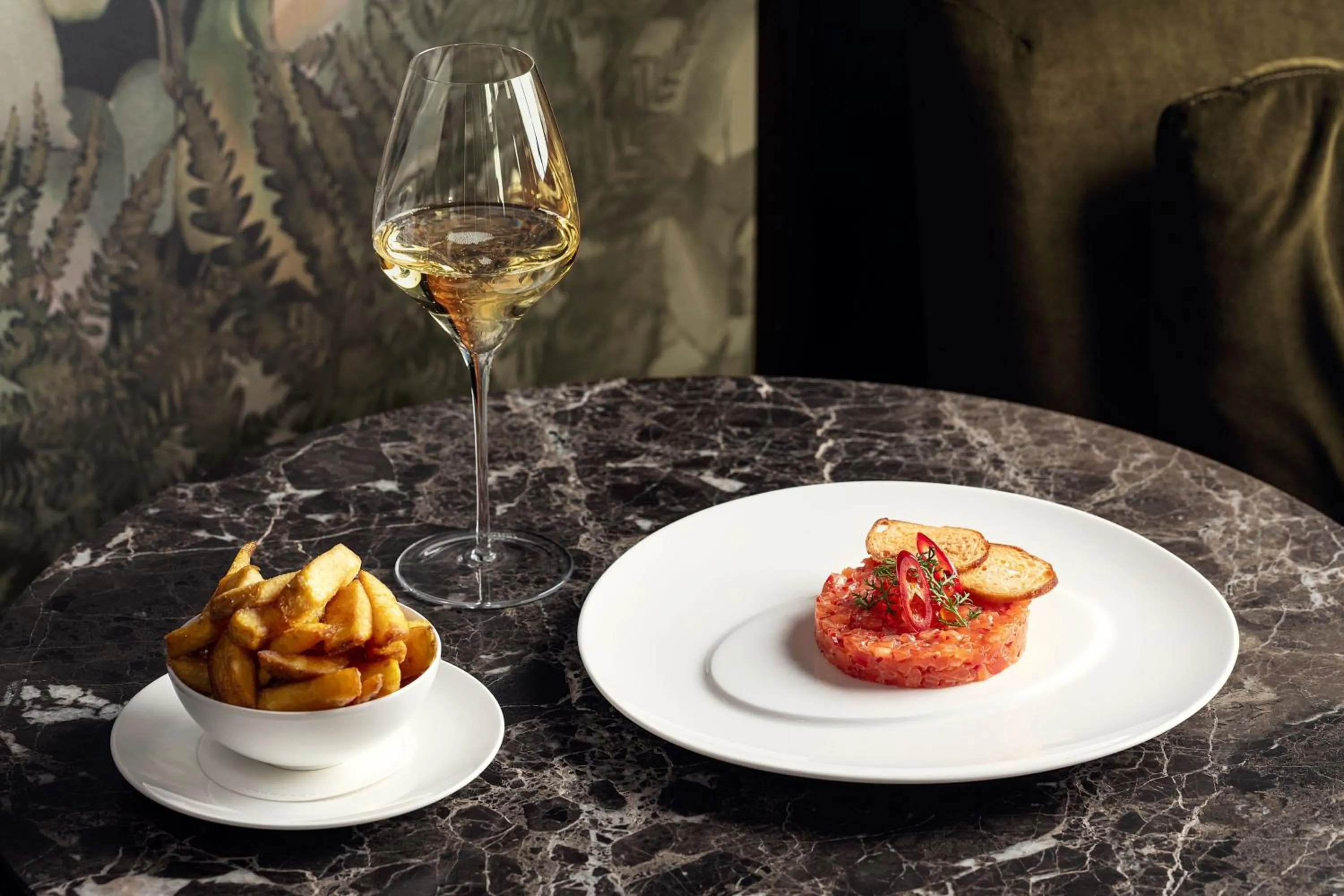 Restaurant/places to eat in Koenigshof, a Luxury Collection Hotel, Munich