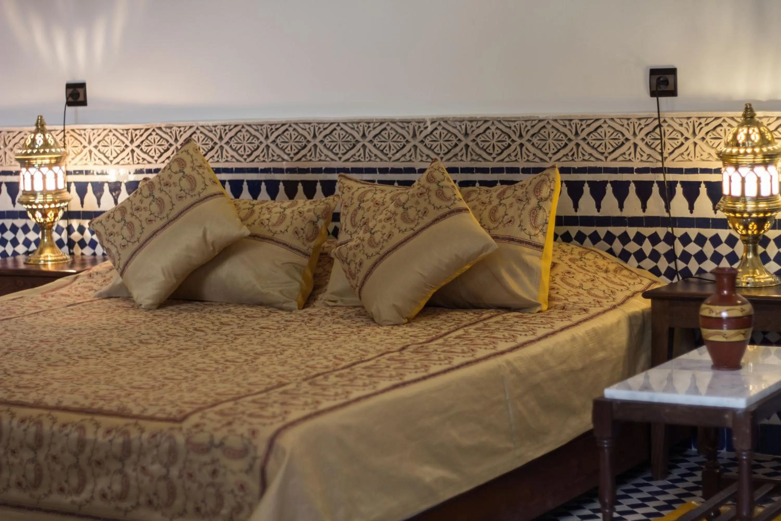 Bed in Riad Al Makan Fes & Spa