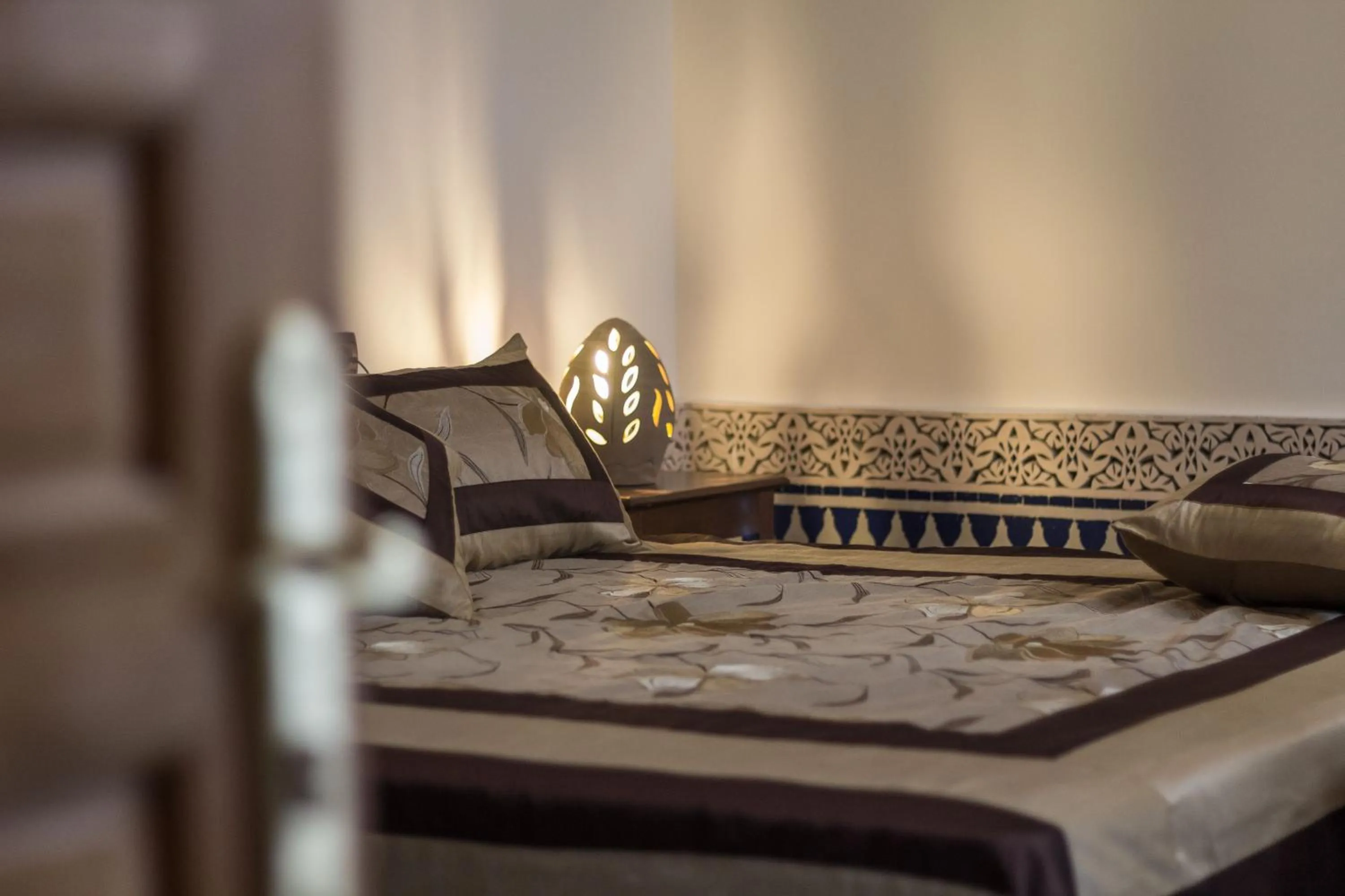Bed in Riad Al Makan Fes & Spa
