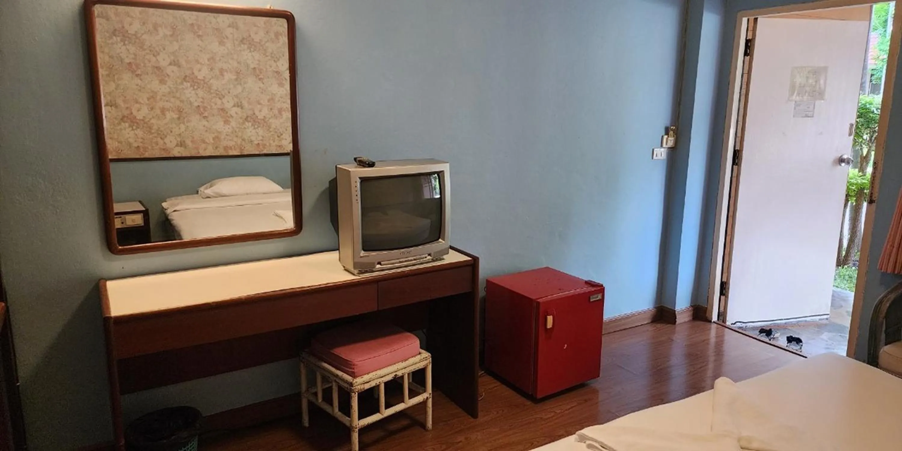 Bedroom, Bed in Safari Riviera Resort