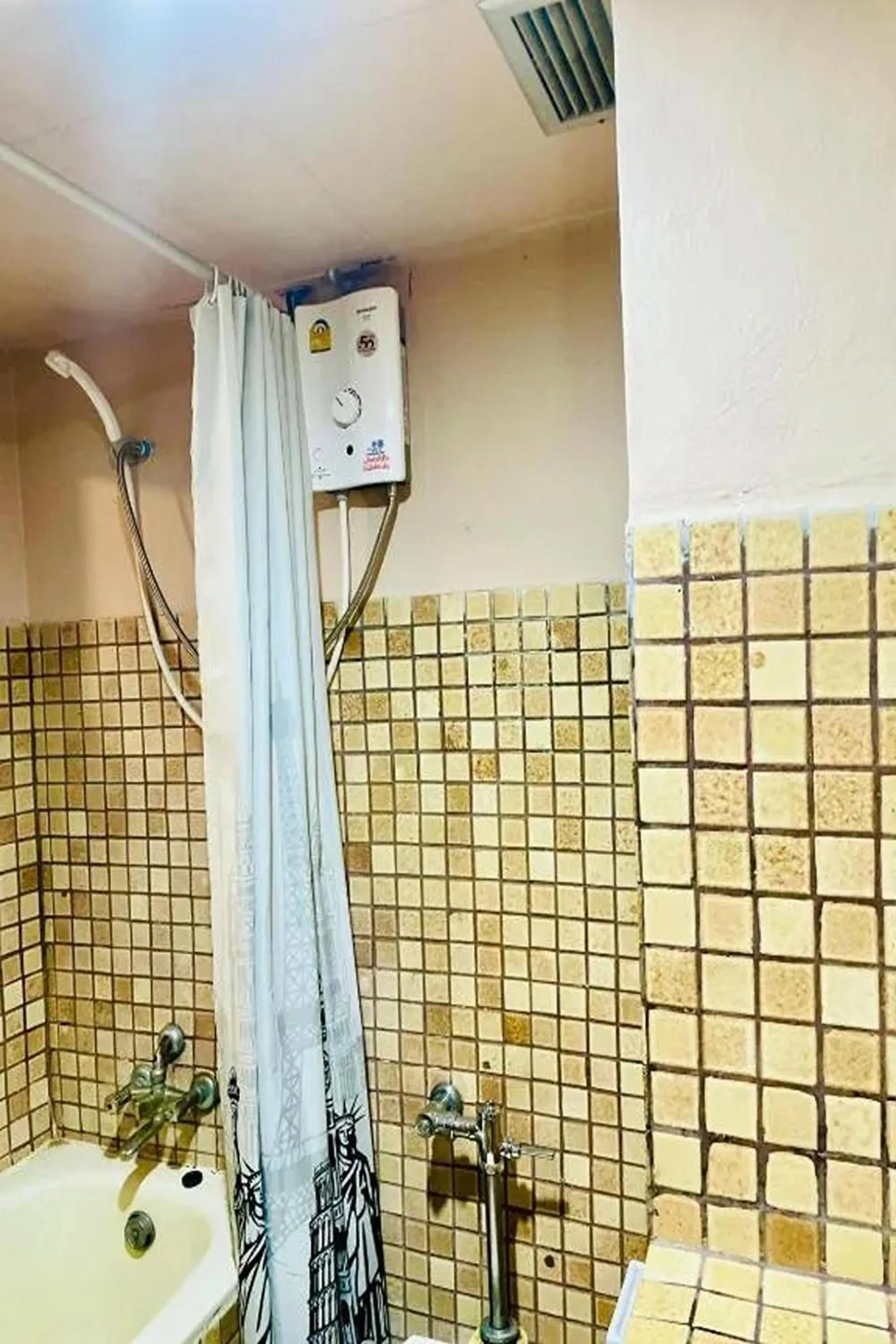 Bathroom in Safari Riviera Resort