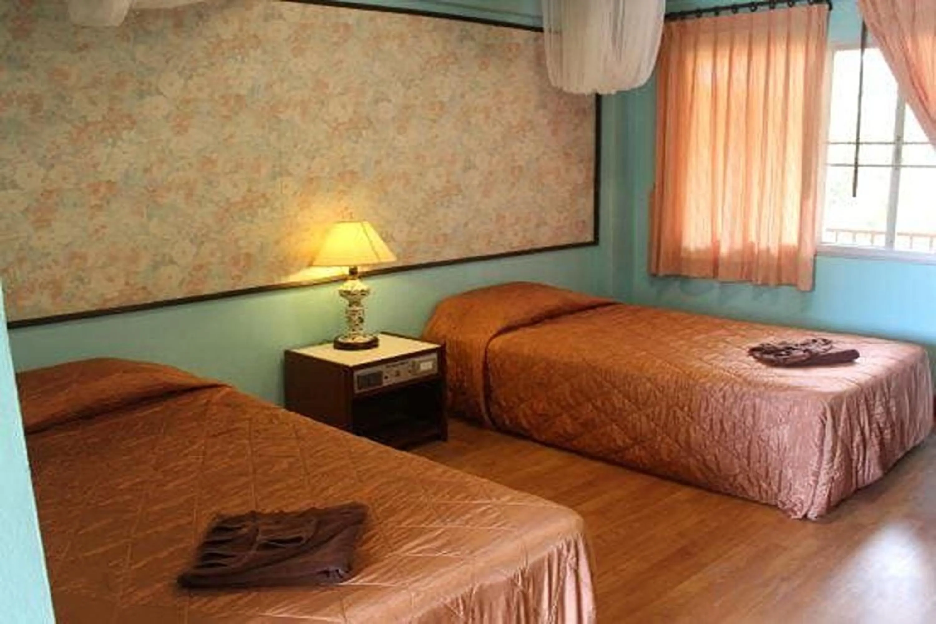 Photo of the whole room, Bed in Safari Riviera Resort