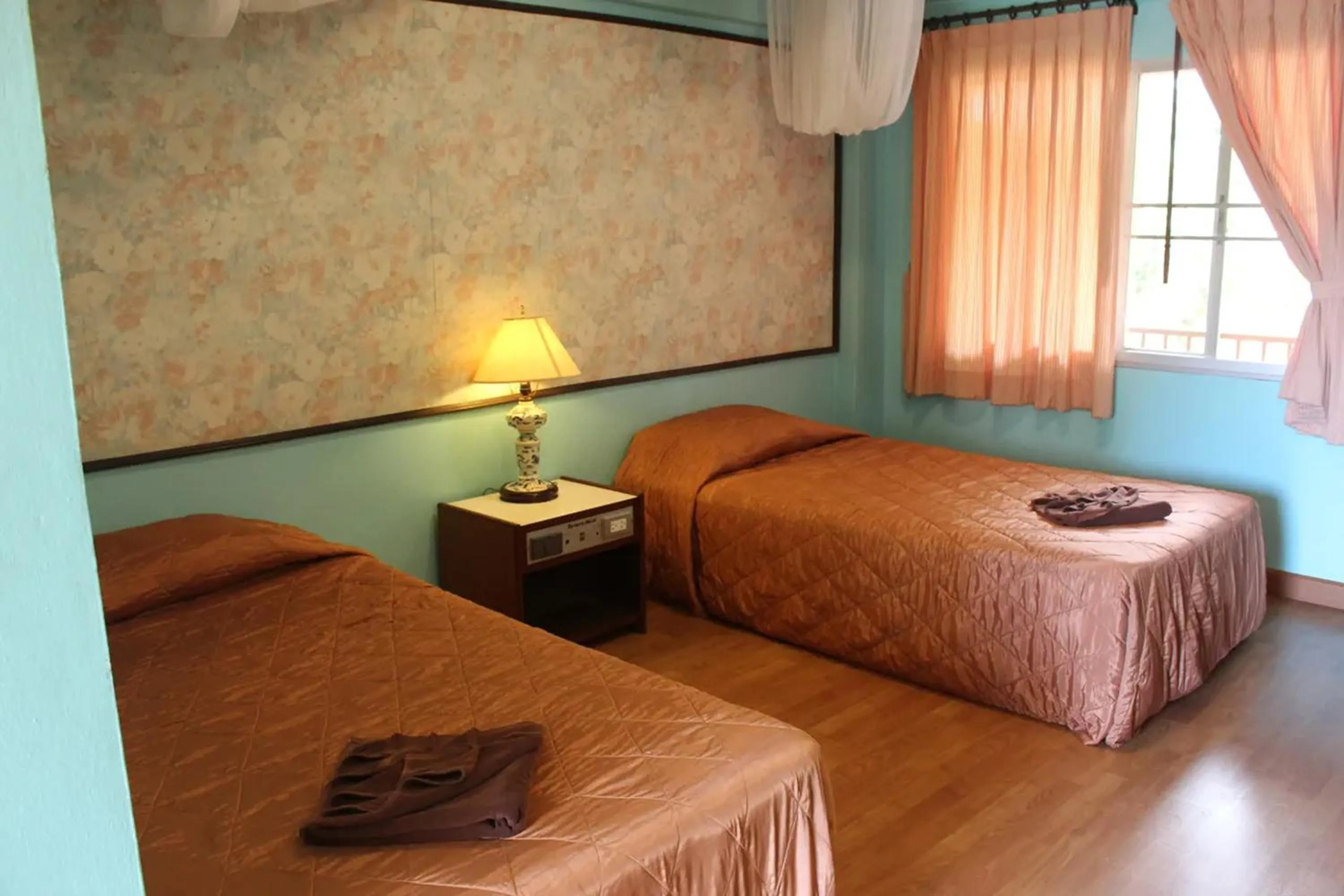 Bedroom, Bed in Safari Riviera Resort