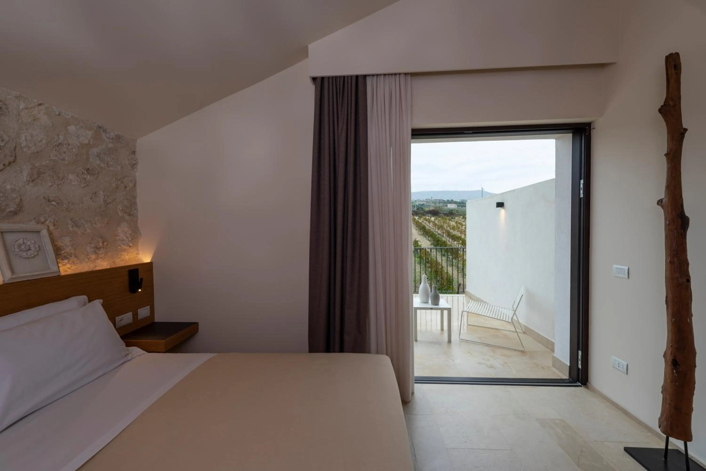 Bed in Borgo Giallonardo Wine Relais