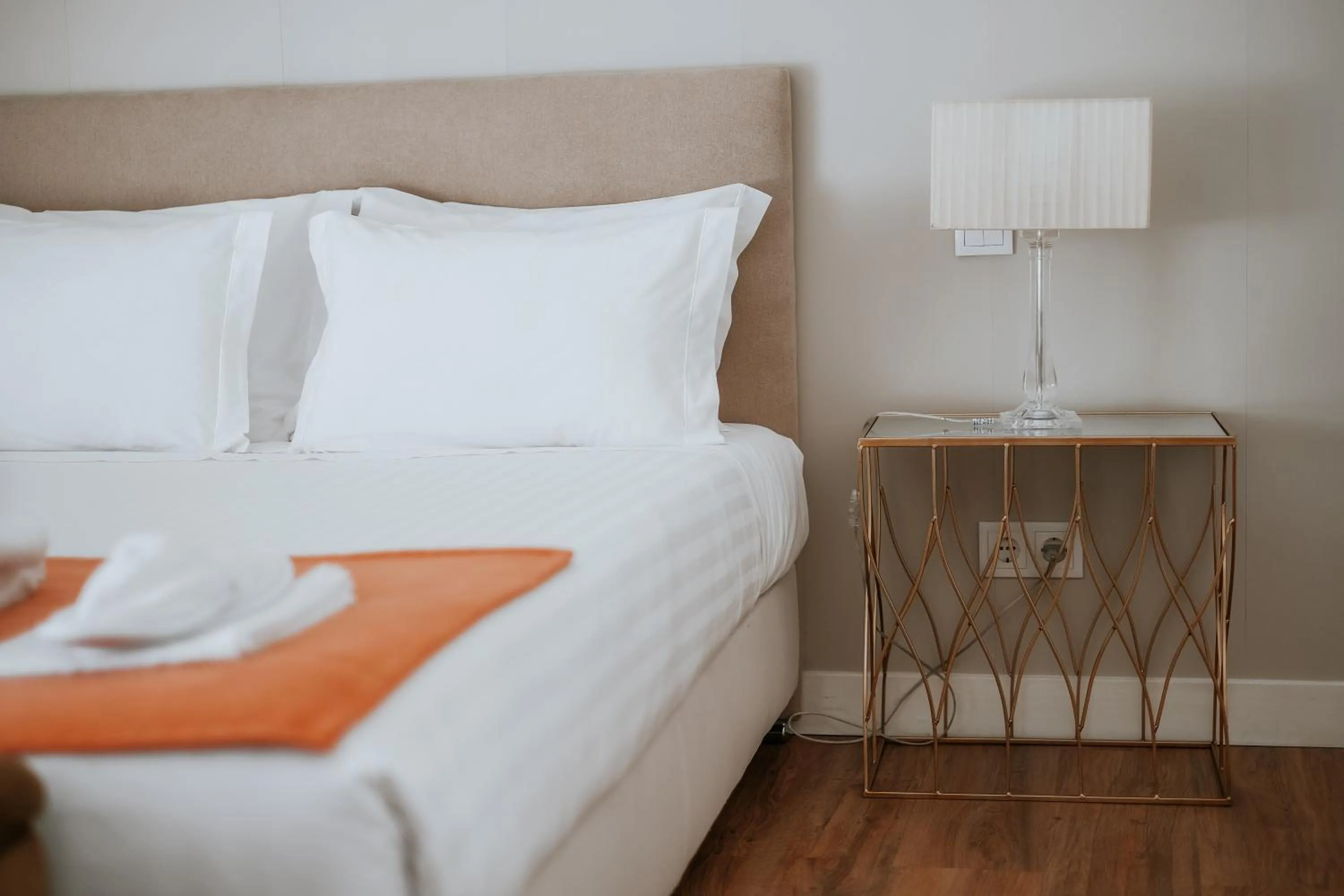 Bathroom, Bed in Casa Morgados - Grândola Guesthouse