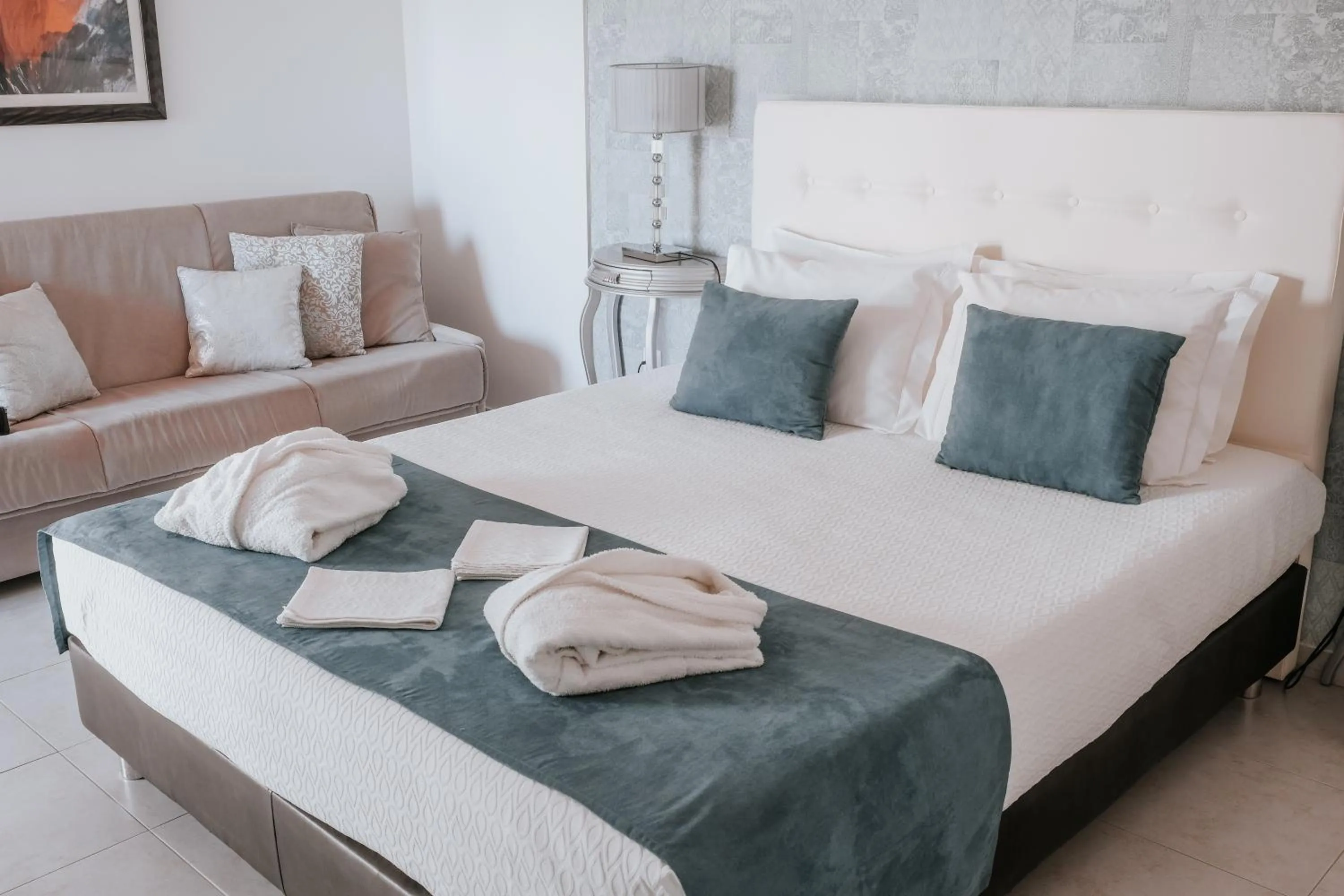 Toilet, Bed in Casa Morgados - Grândola Guesthouse