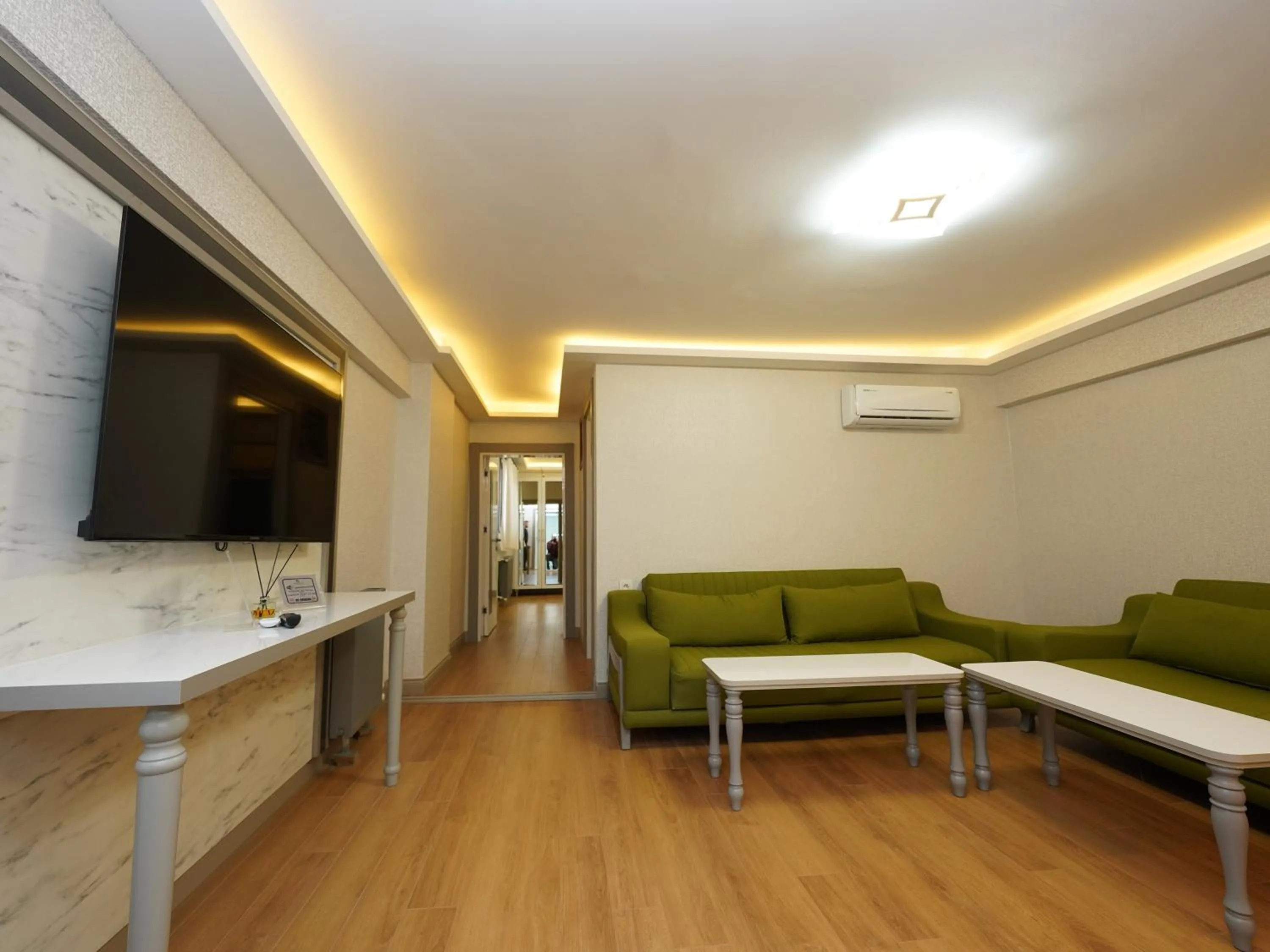 TV and multimedia in gazelle suites