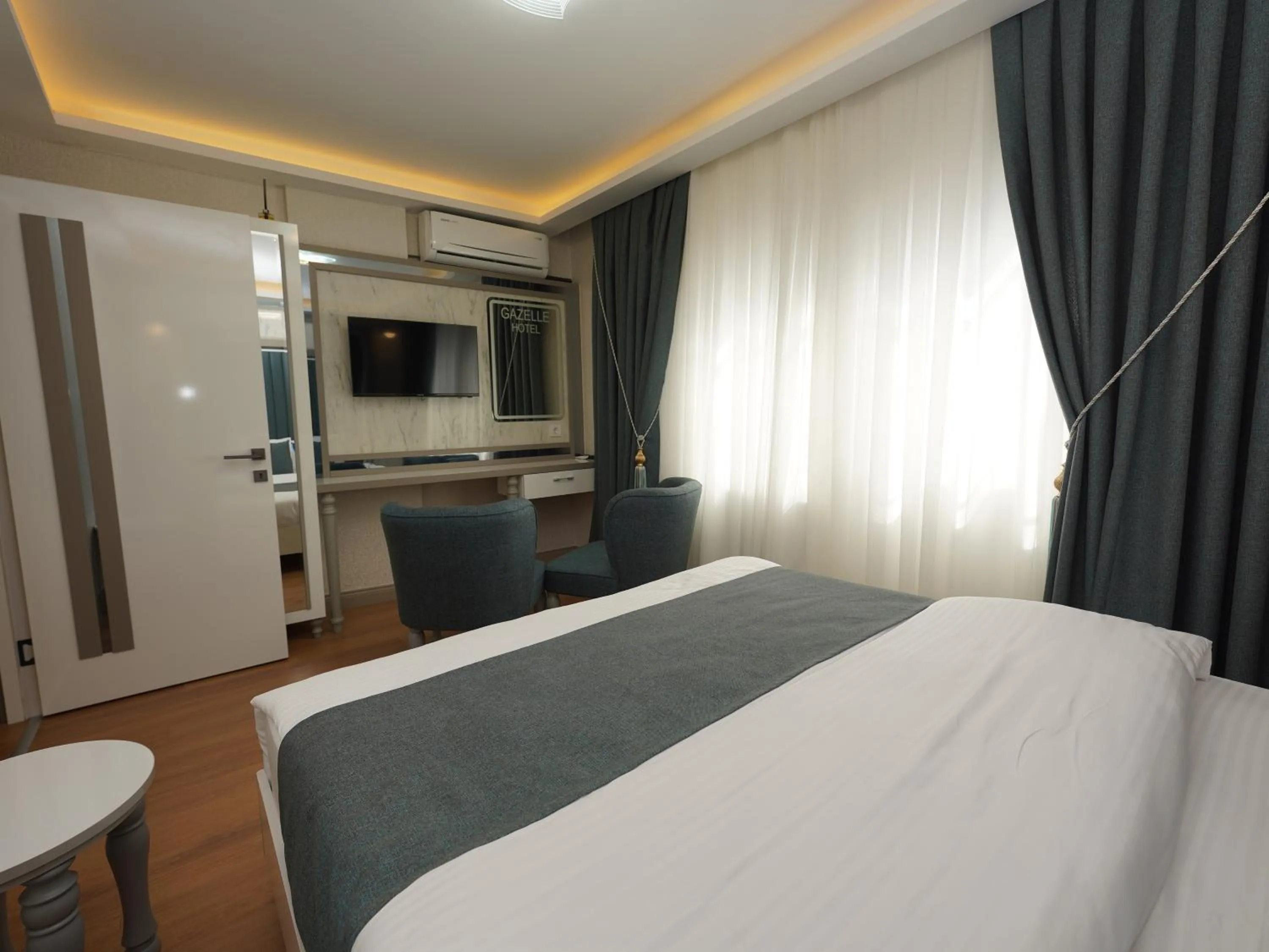 Bed in gazelle suites