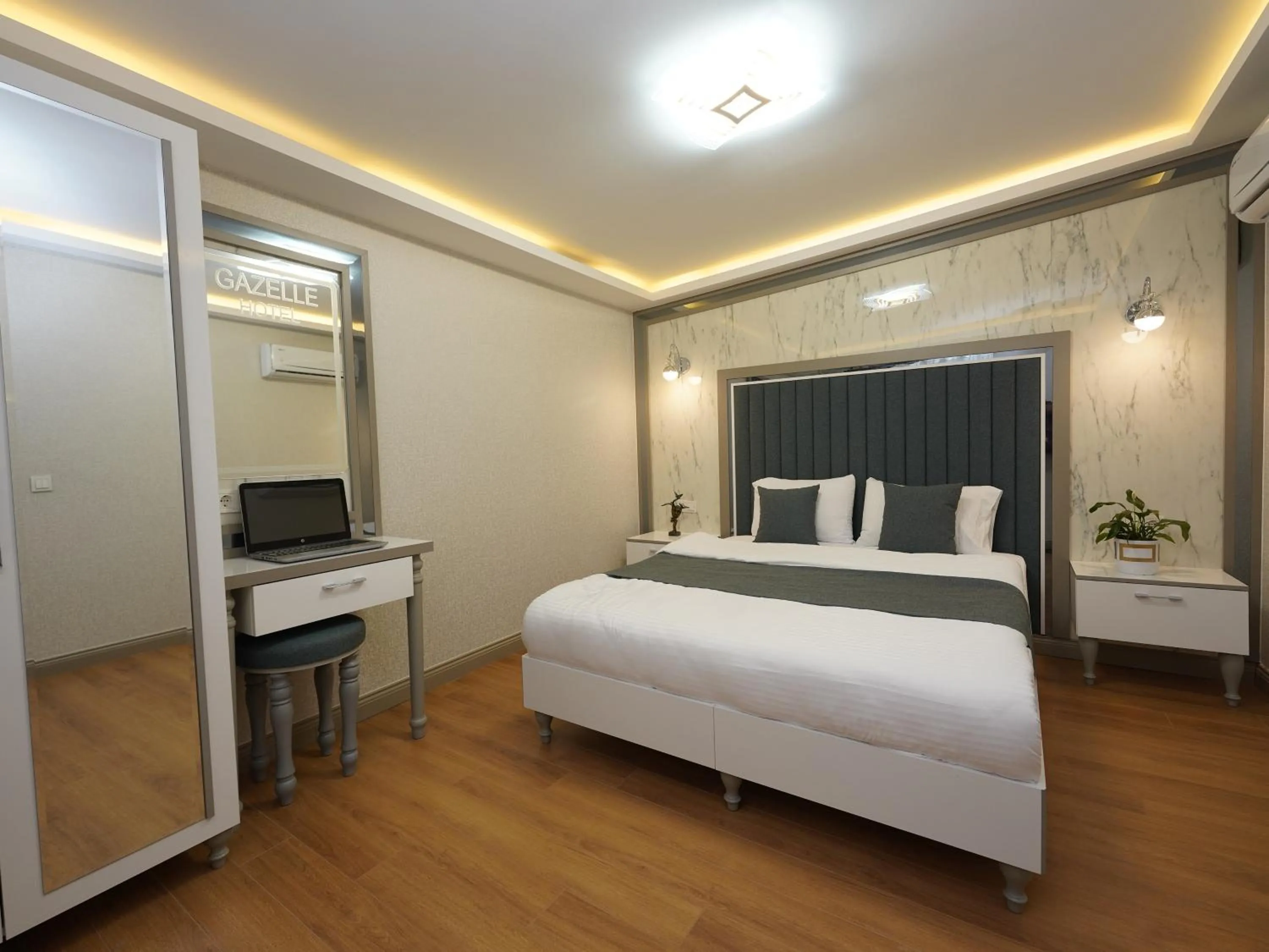 Bed in gazelle suites