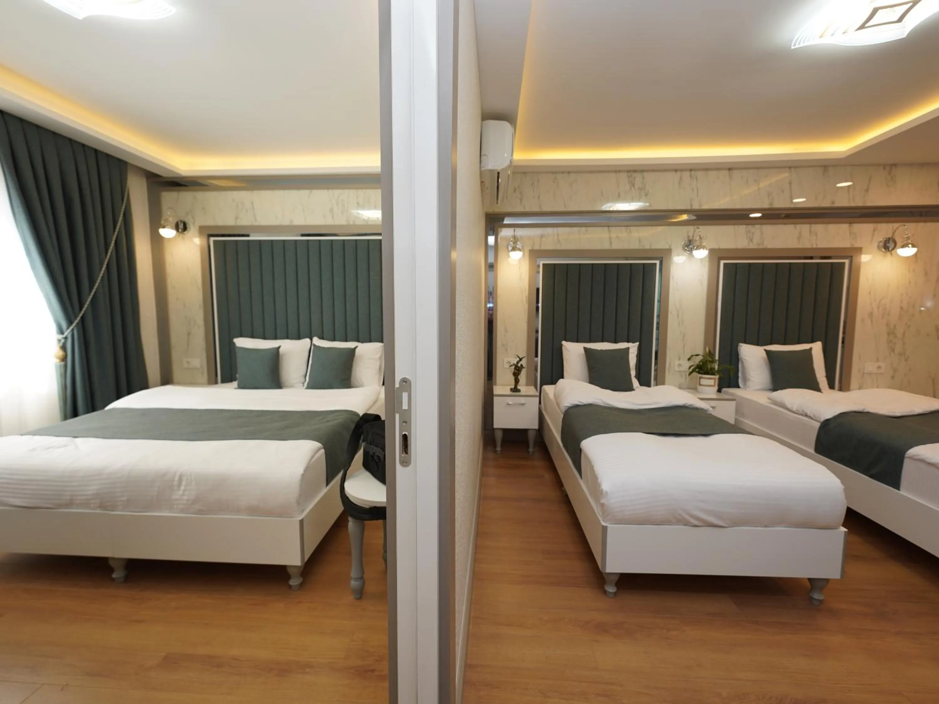 Photo of the whole room, Bed in gazelle suites