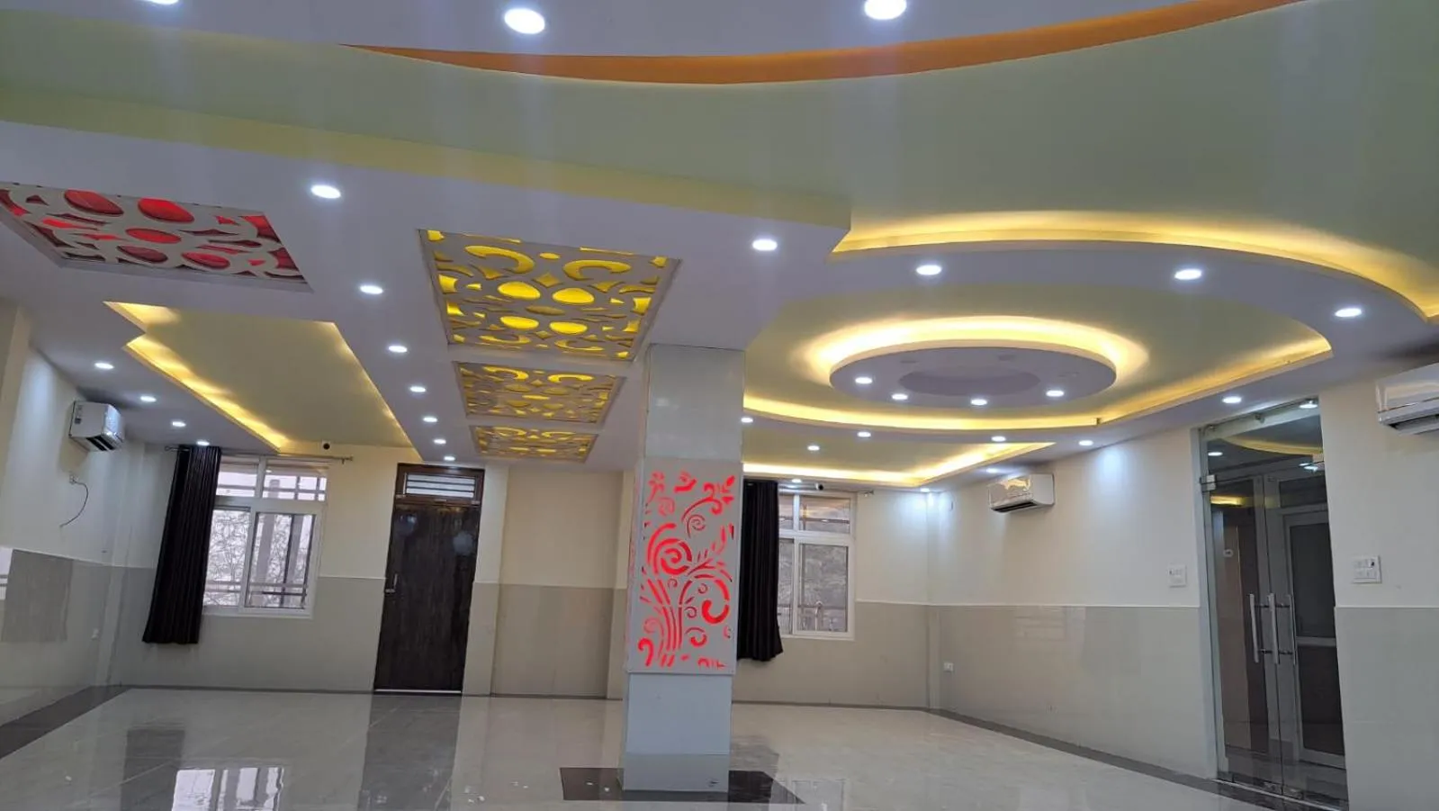 Banquet/Function facilities in Asha Hotel
