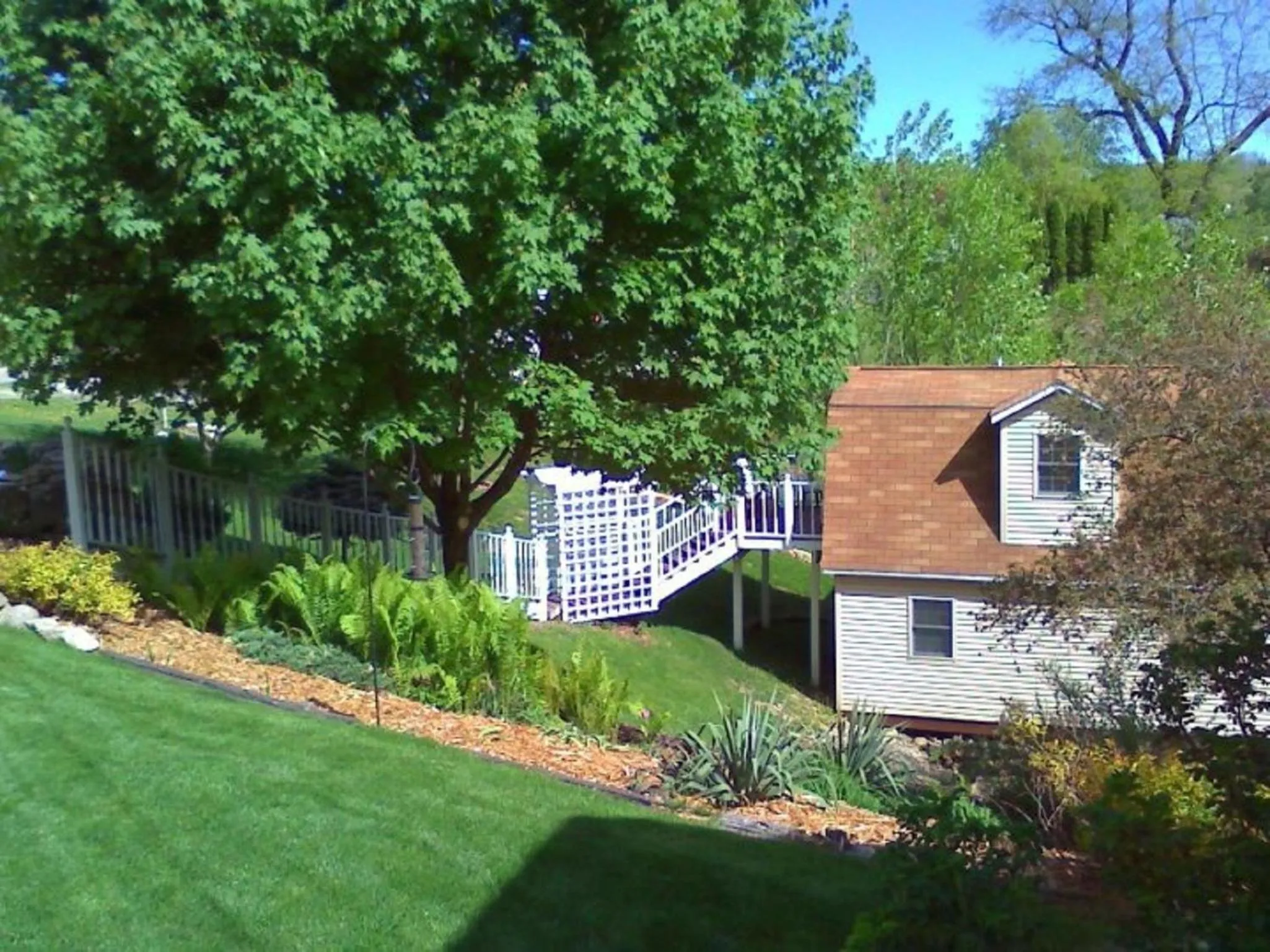 Facade/entrance in Trickling Waters Retreat