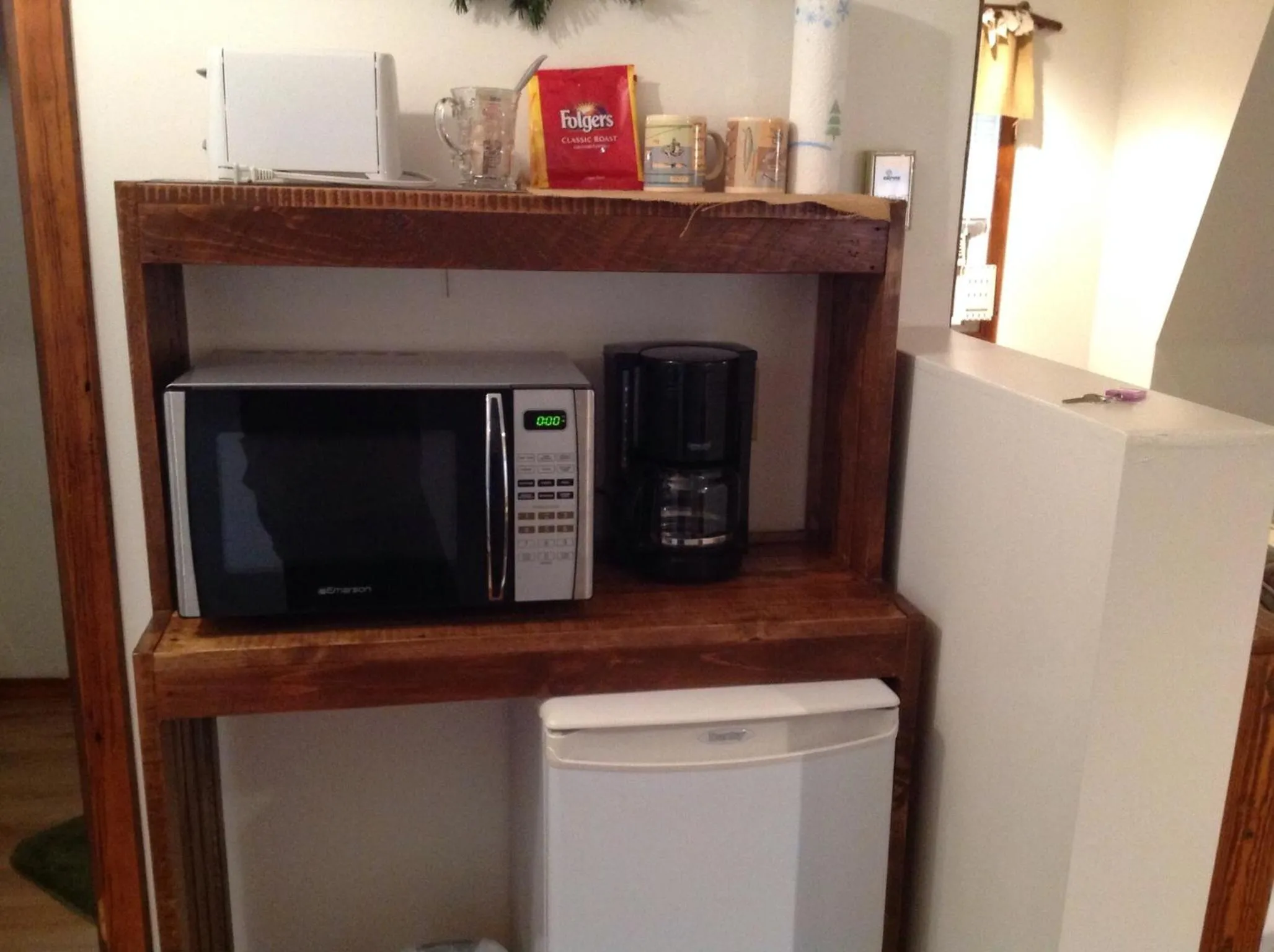 Coffee/tea facilities in Trickling Waters Retreat