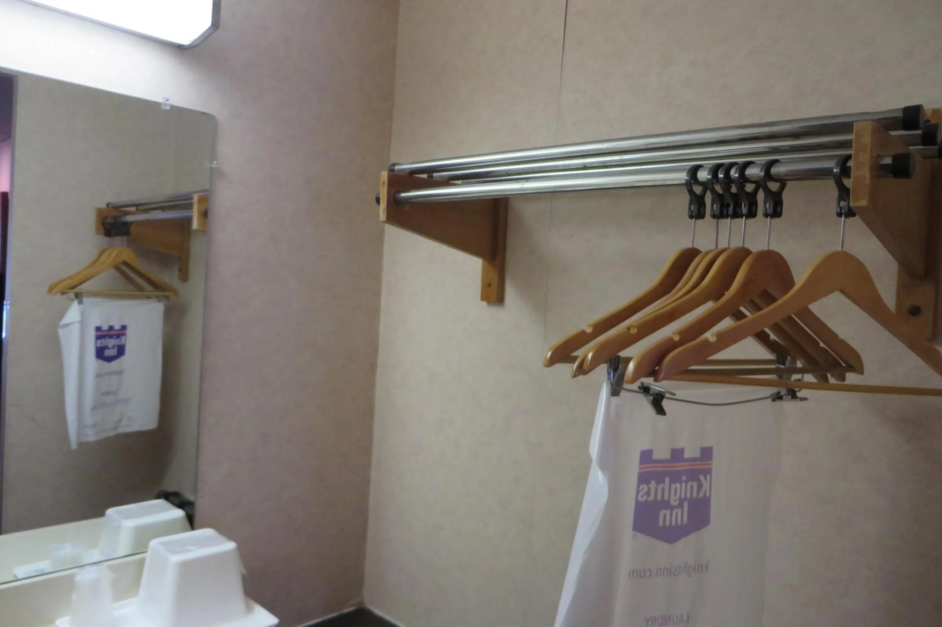 Bathroom in Knights Inn Canton