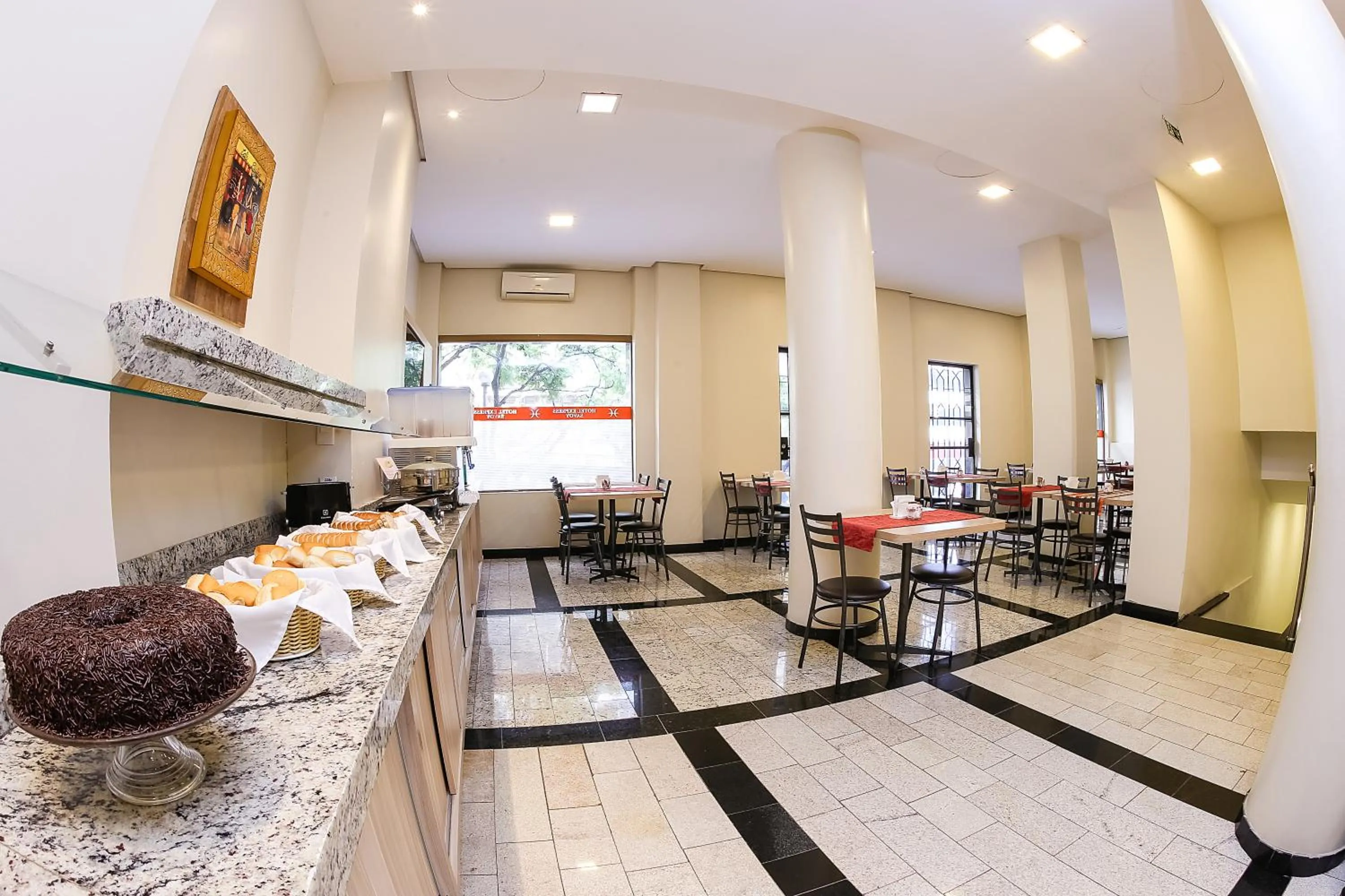 Buffet breakfast in Hotel Express Savoy - Centro Histórico