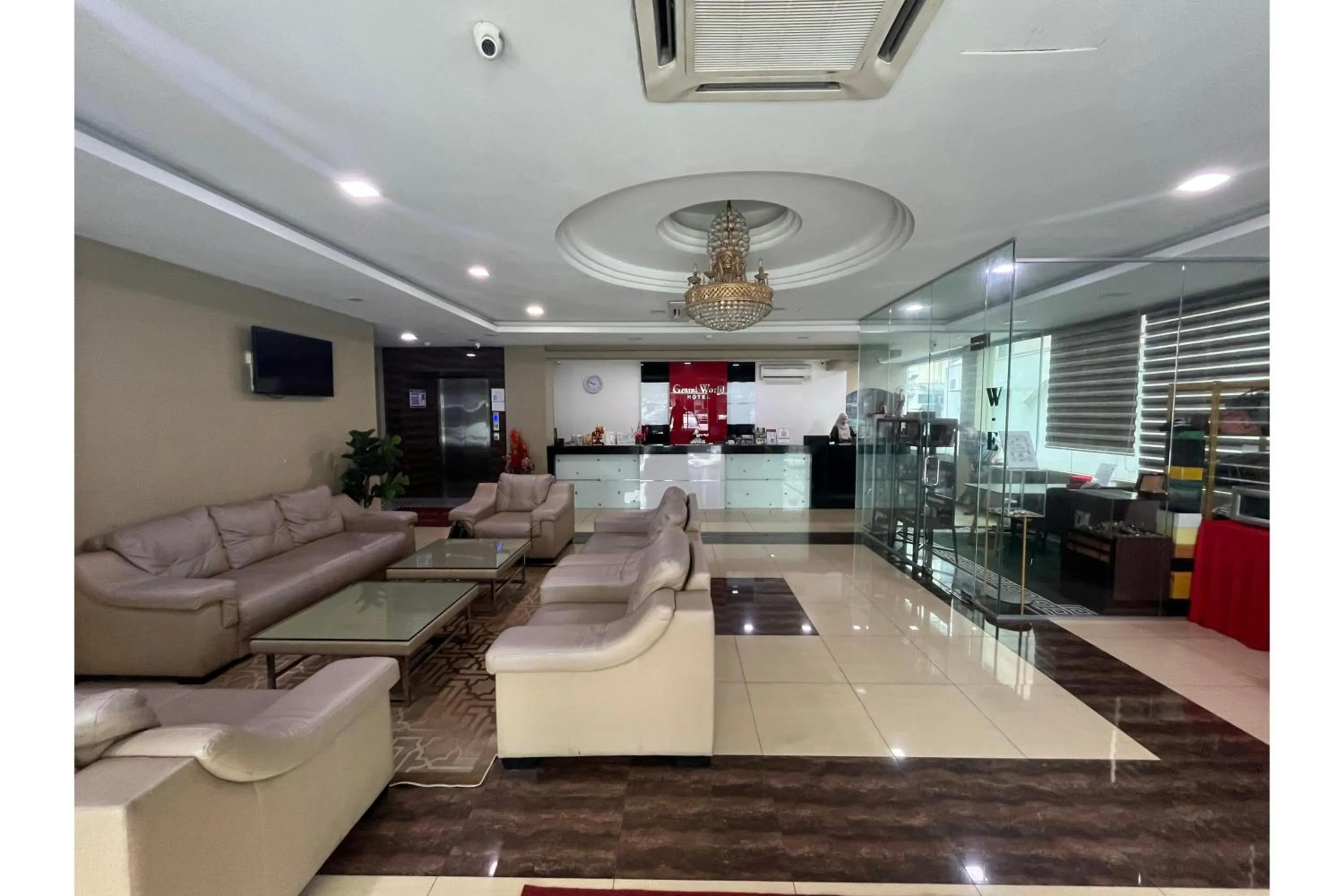 Lobby or reception in Grand World Hotel