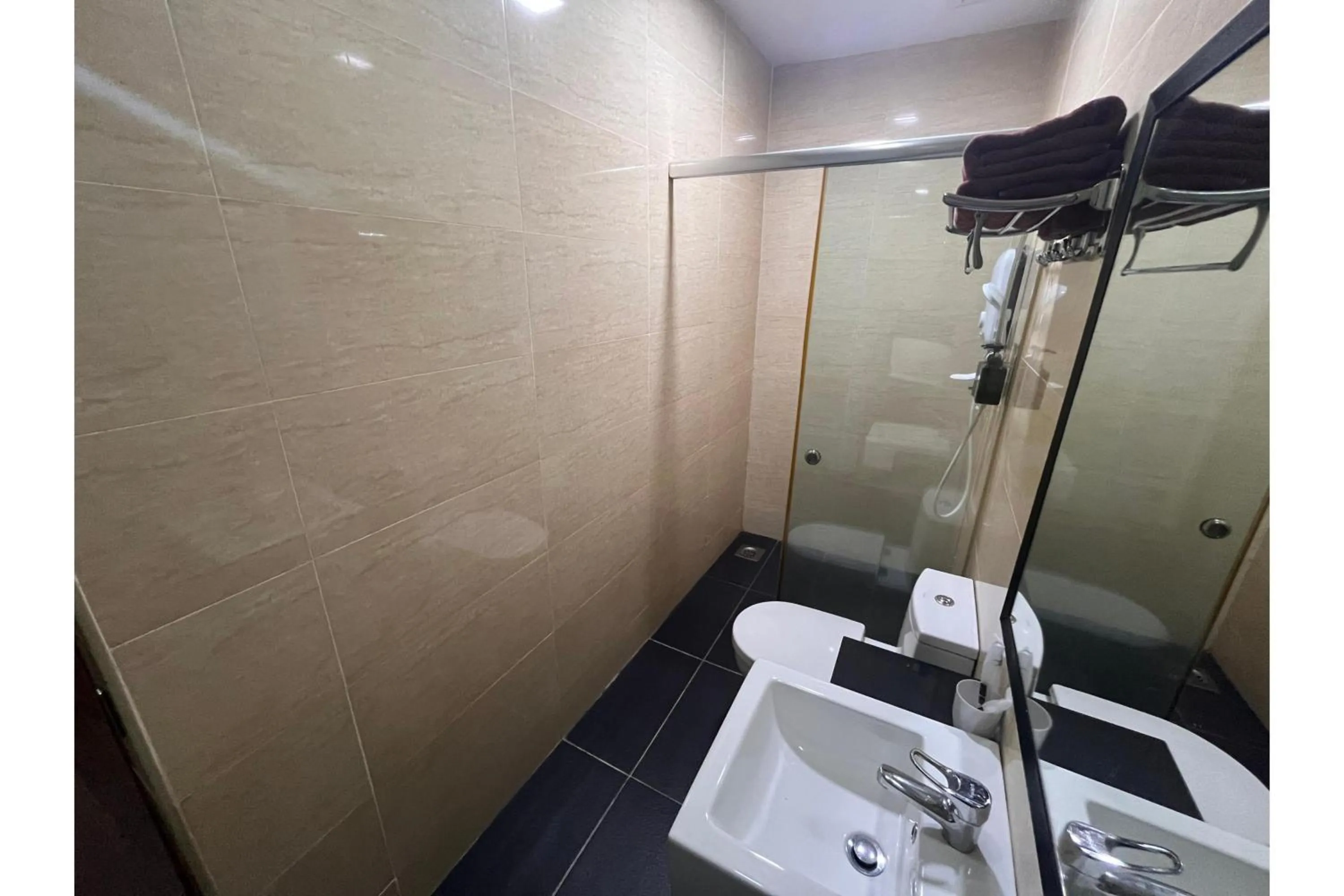 Bathroom in Grand World Hotel