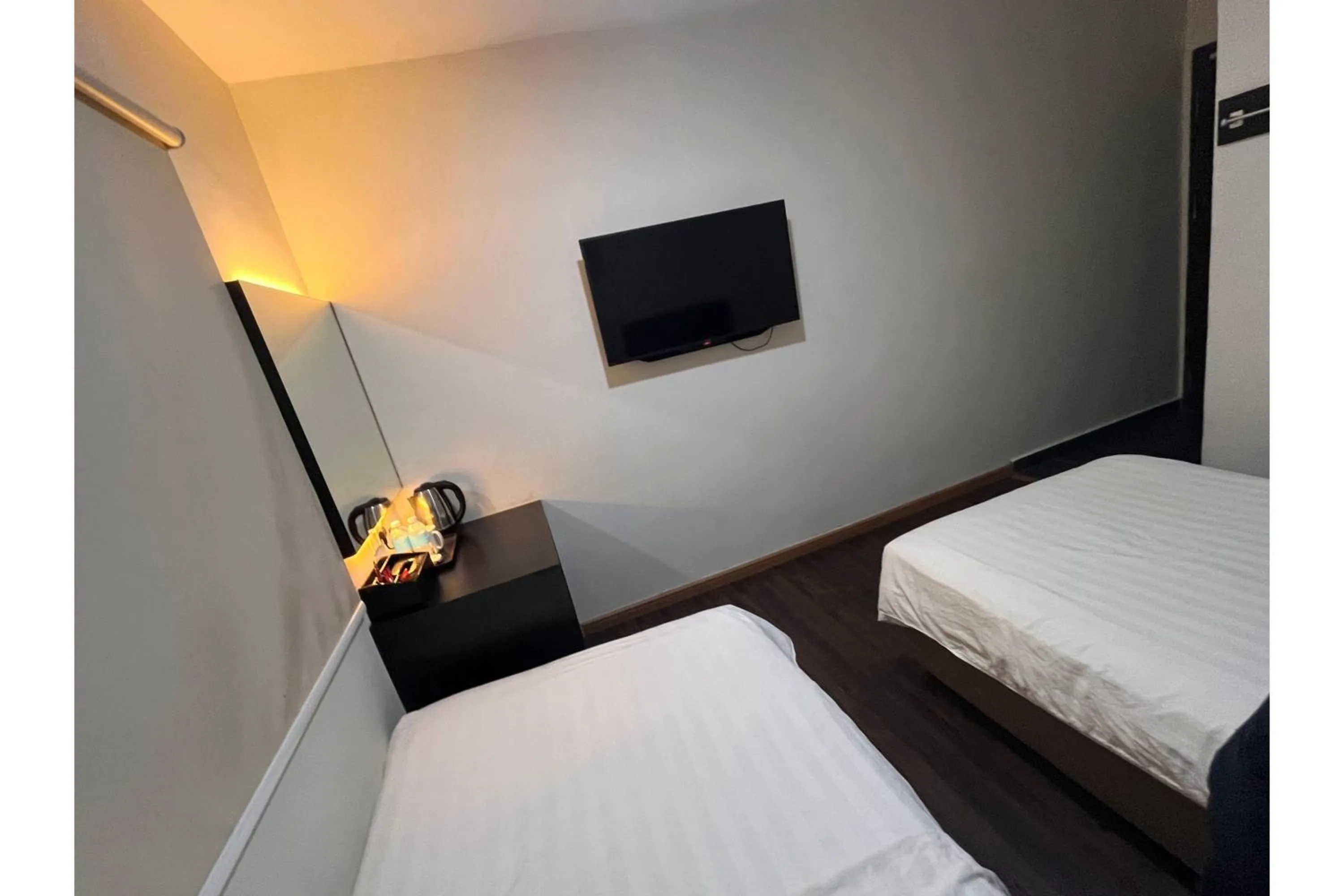 Bedroom, Bed in Grand World Hotel