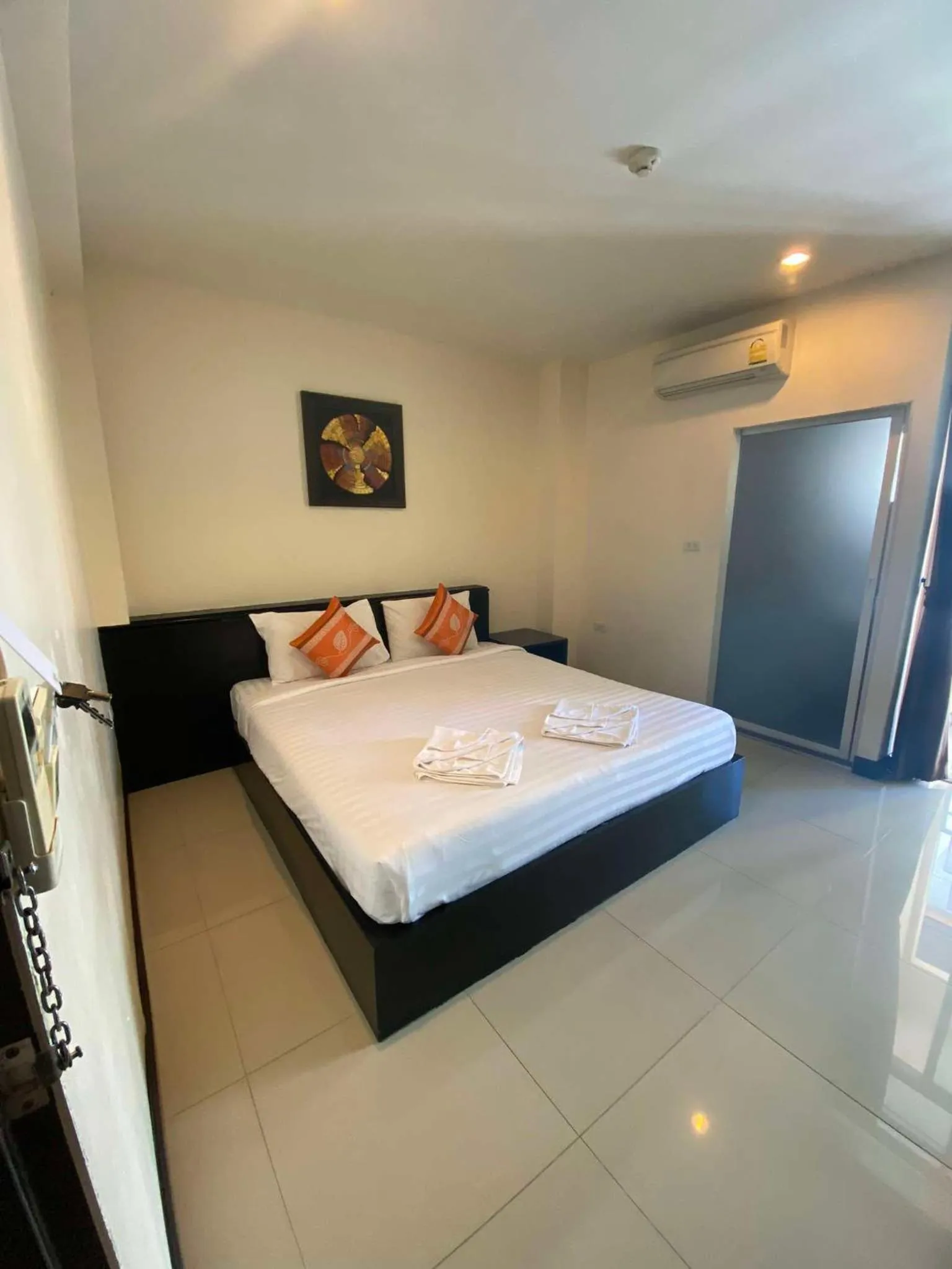 Bed in The Elegant Patong