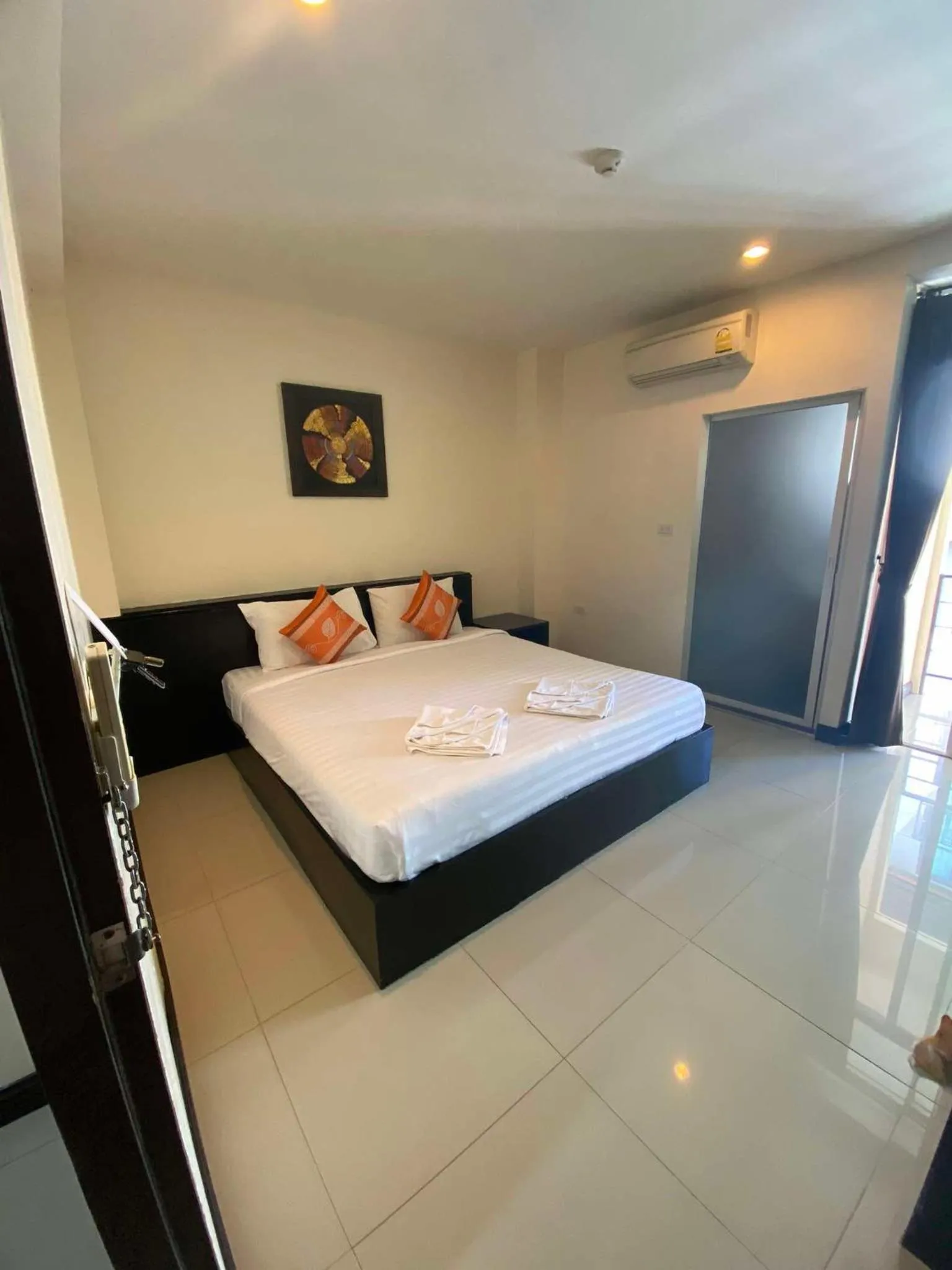 Bed in The Elegant Patong