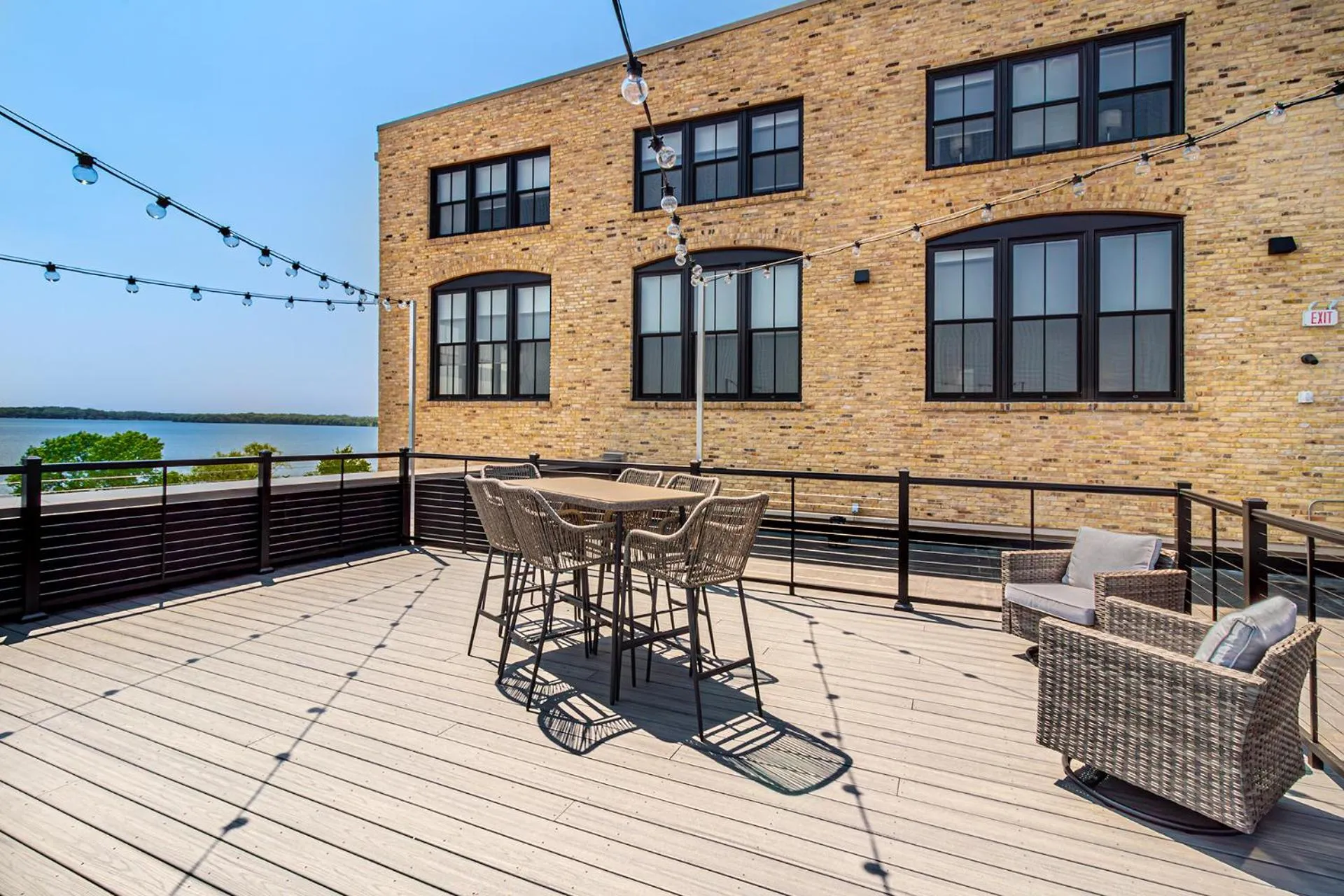 Patio in The Saddlery Madison