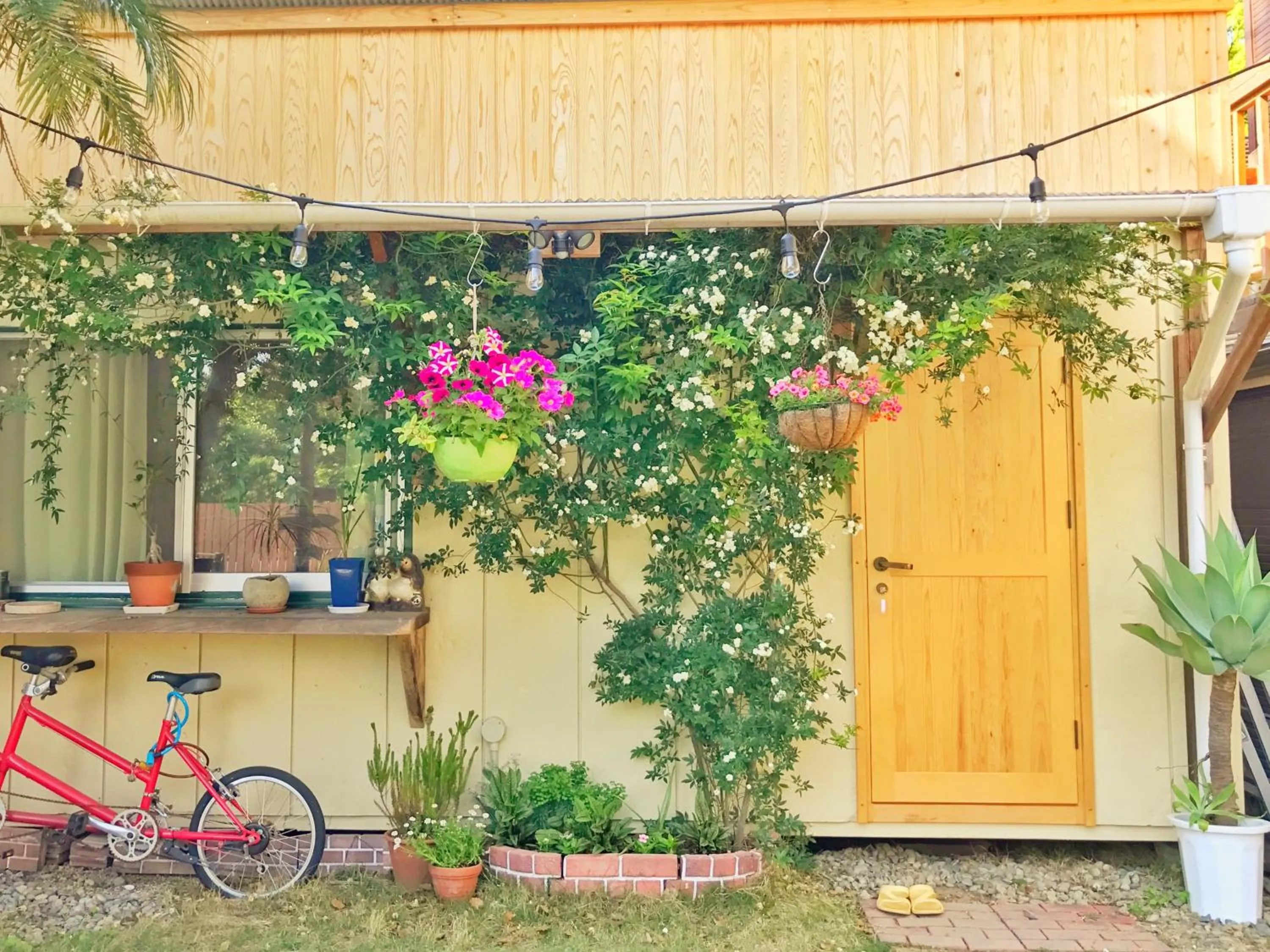 Photo of the whole room in Tabist Guest house Pumping Surf