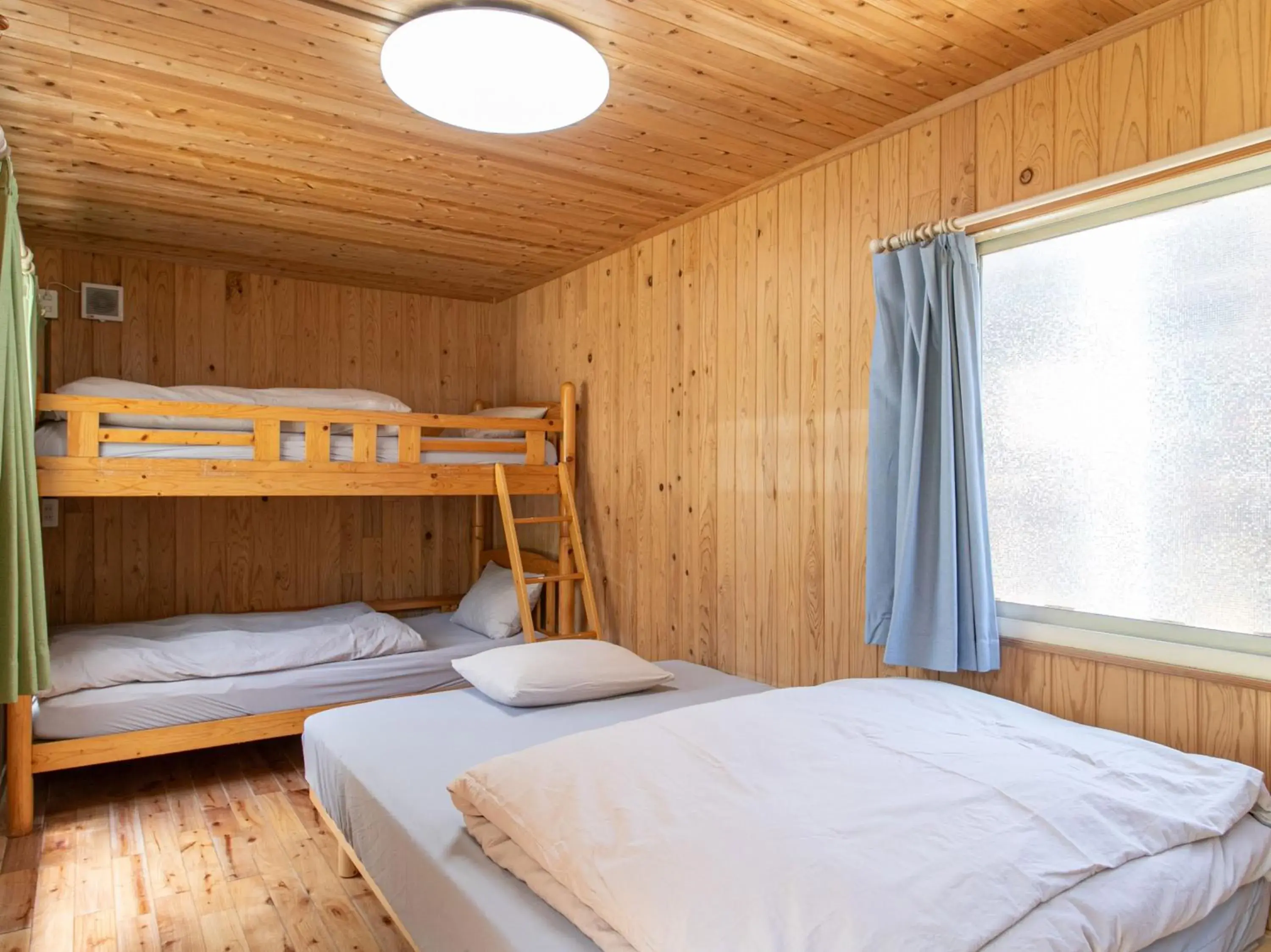 Family Room with Shared Bathroom - single occupancy in Tabist Guest house Pumping Surf Family Room with Shared Bathroom - single occupancy in Tabist Guest house Pumping Surf