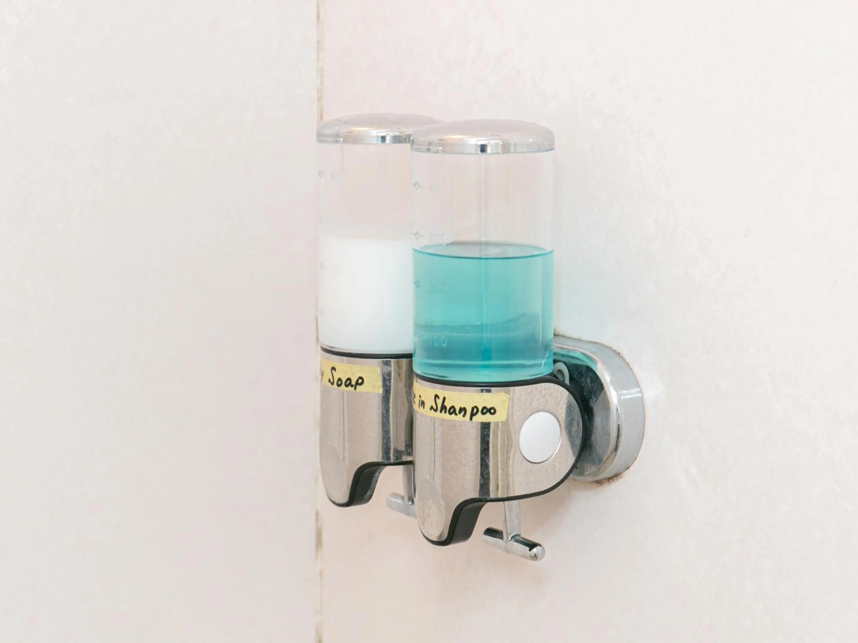 Photo of the whole room in Tabist Guest house Pumping Surf