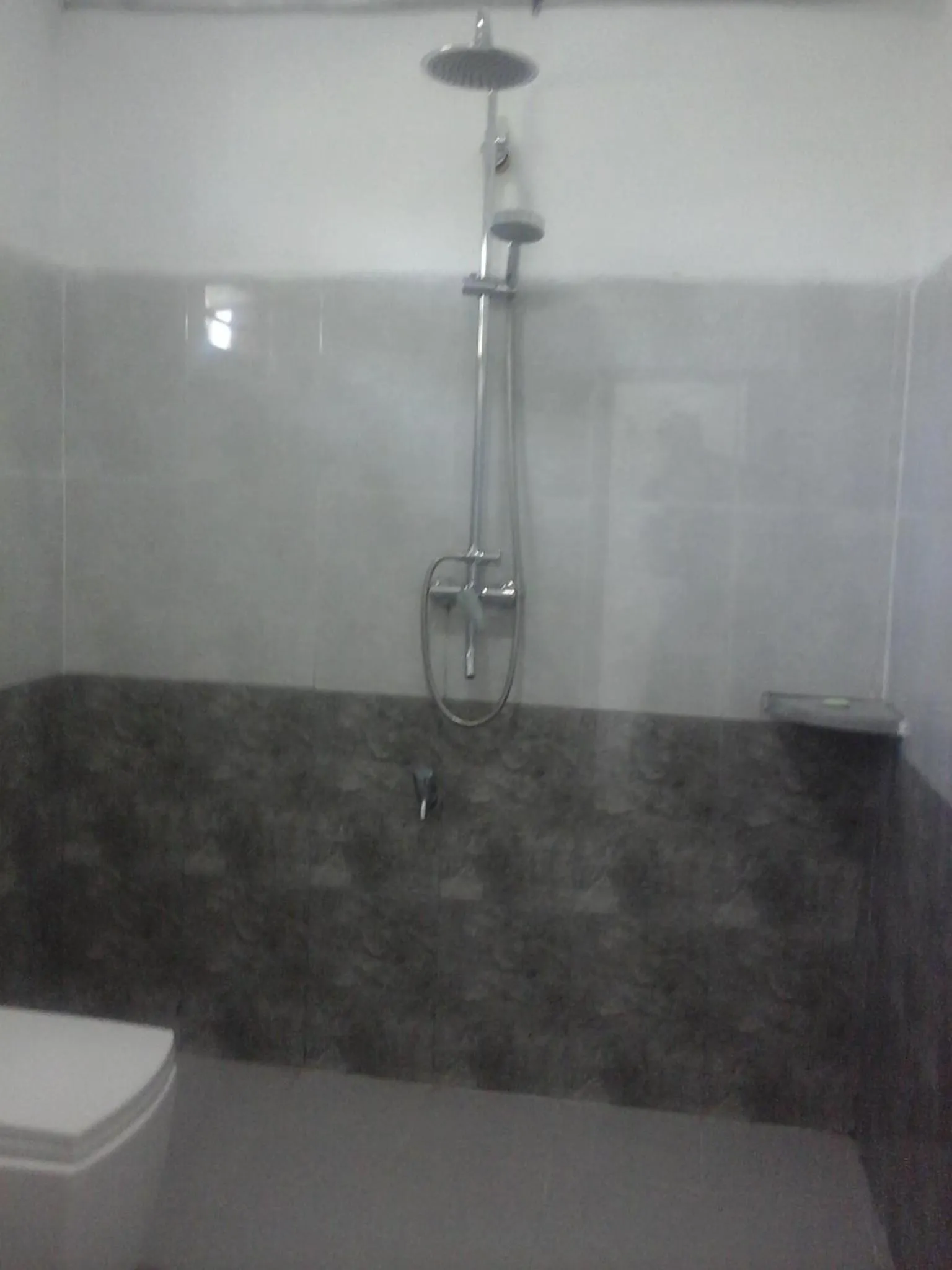 Bathroom in Peacock Wings Guest