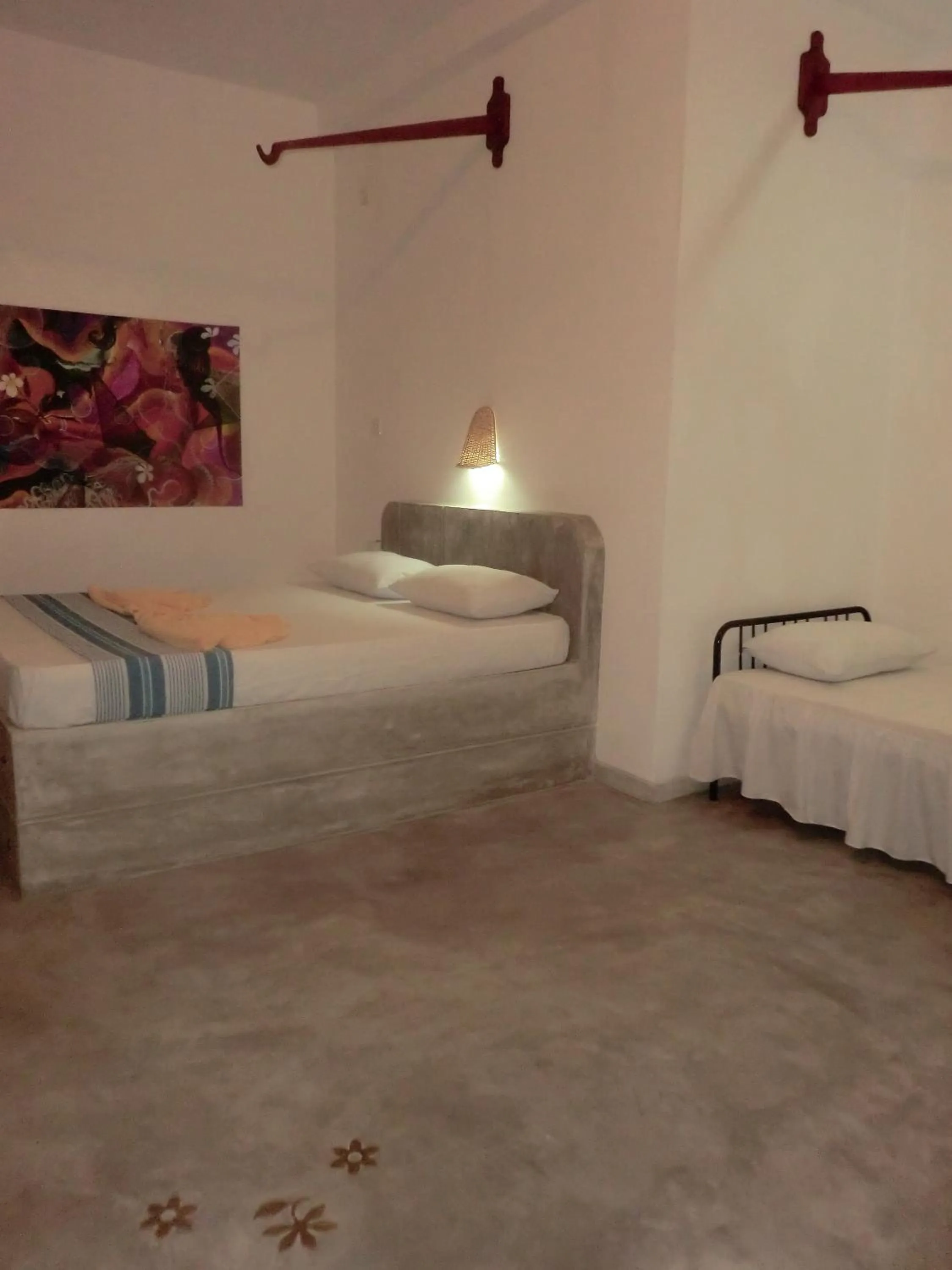 Bed in Peacock Wings Guest