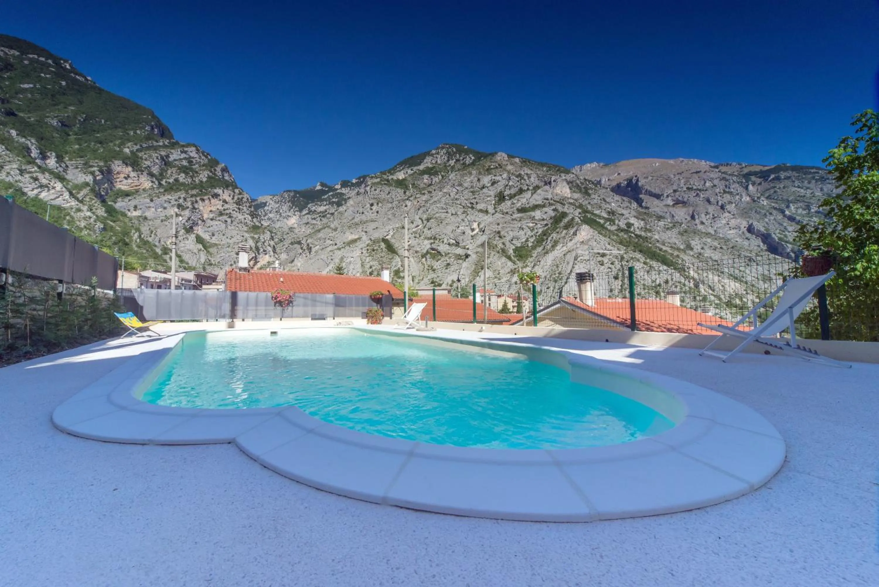 Swimming pool in Residence La Piazzetta