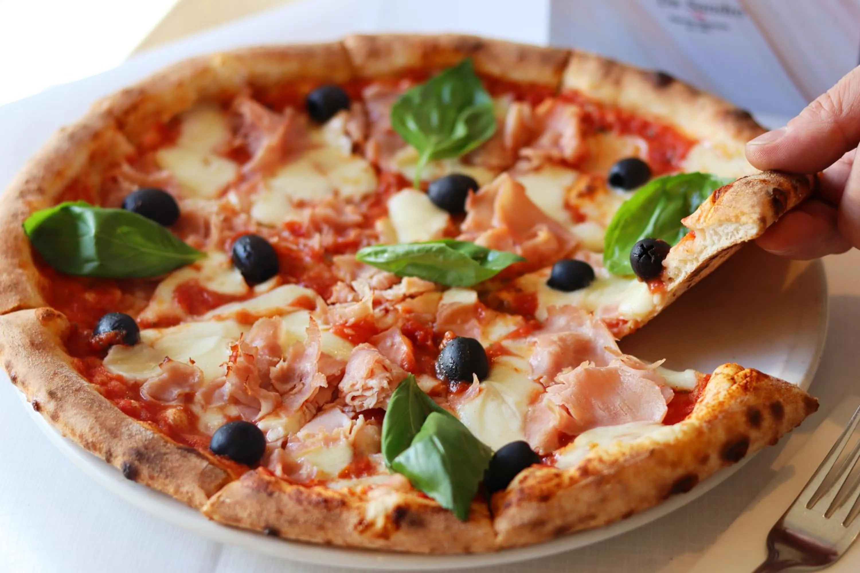 Restaurant/places to eat in The Briar Court Hotel