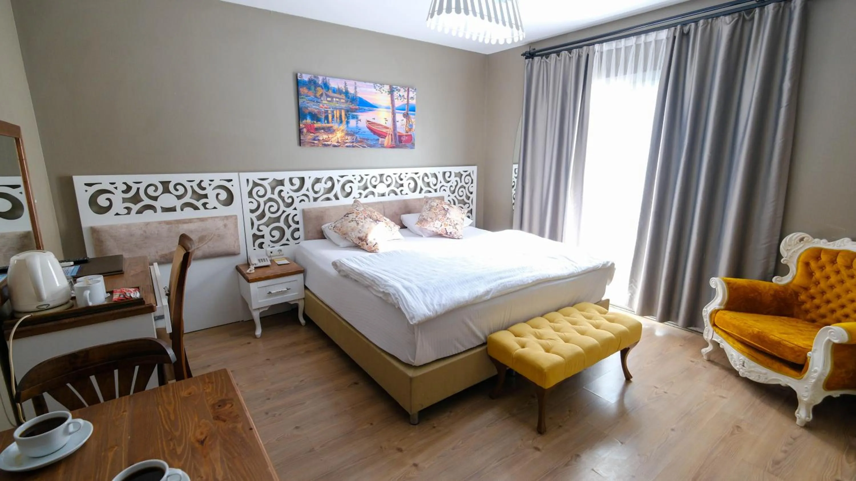 Photo of the whole room, Bed in Adana City Boutique Hotel