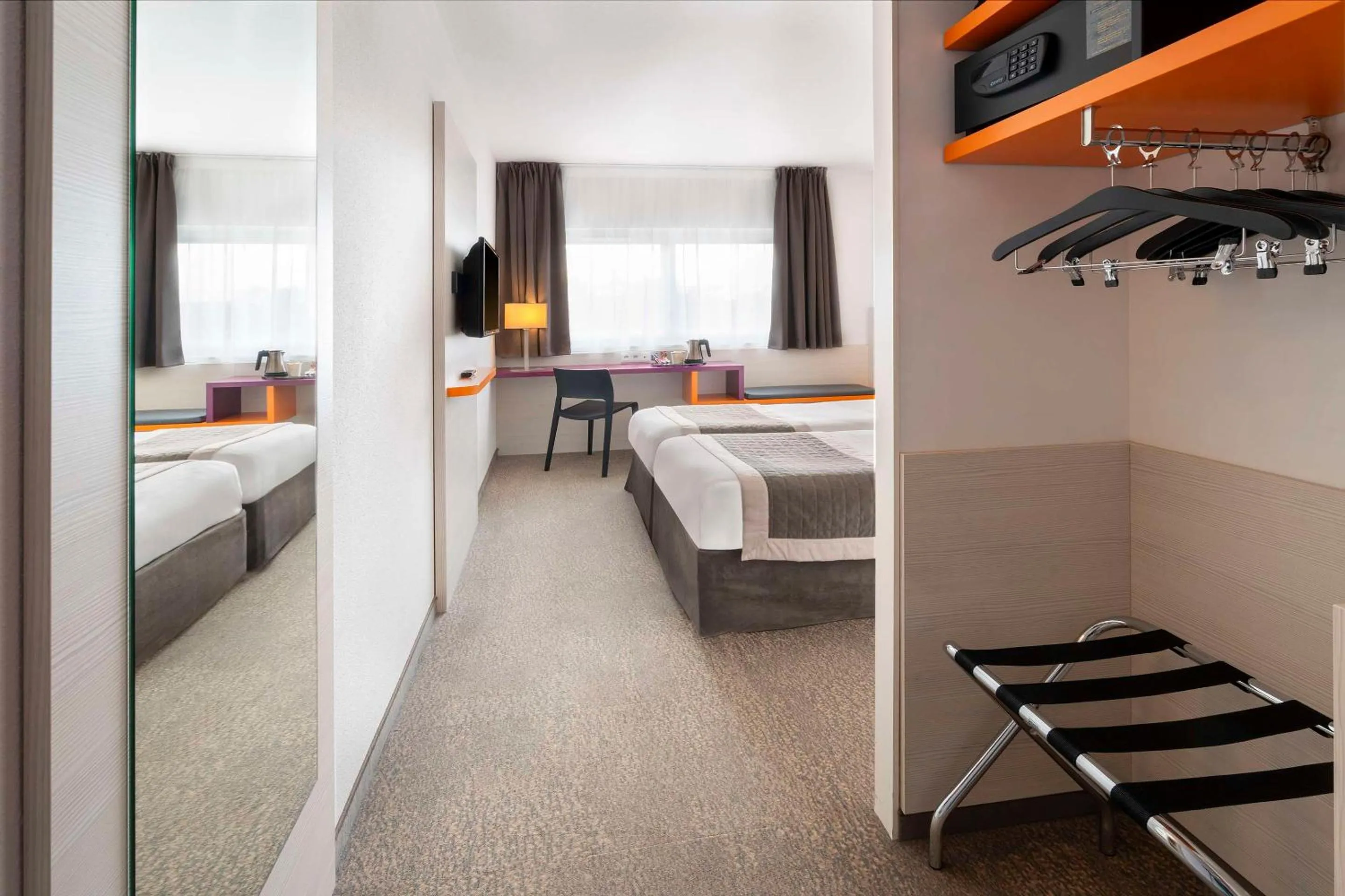 Bedroom, Bed in Best Western Colmar Expo