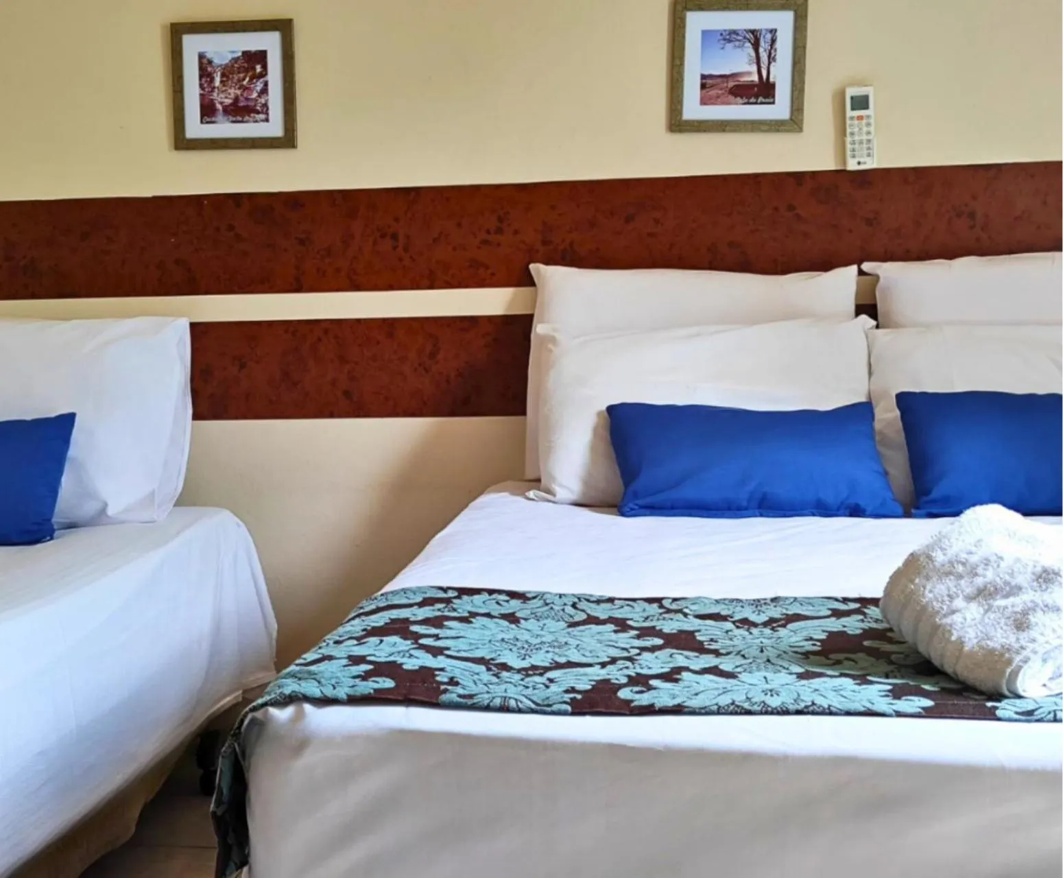 Bed in Hotel Minastur