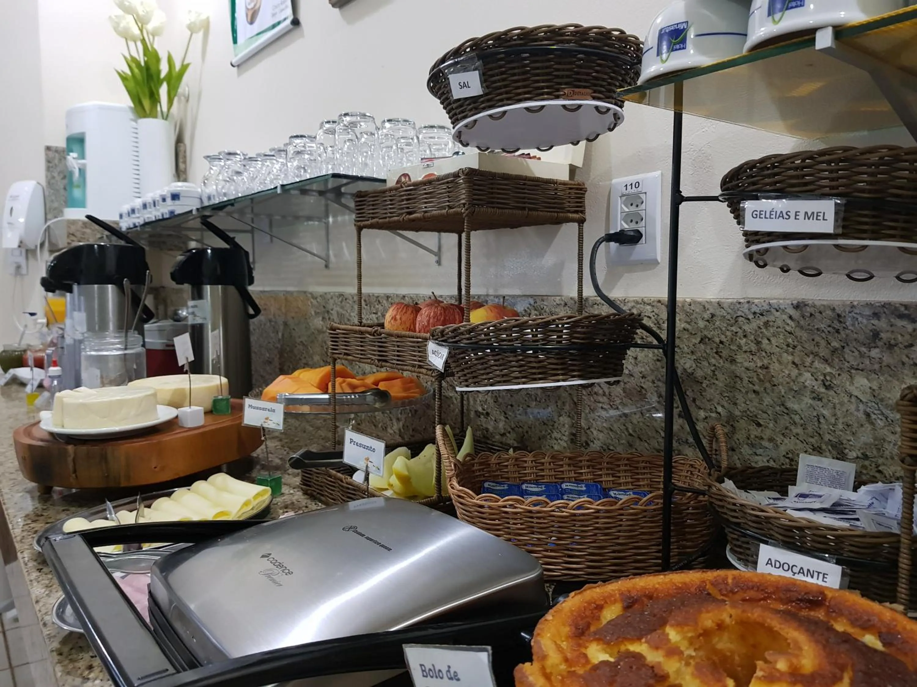 Breakfast in Hotel Minastur