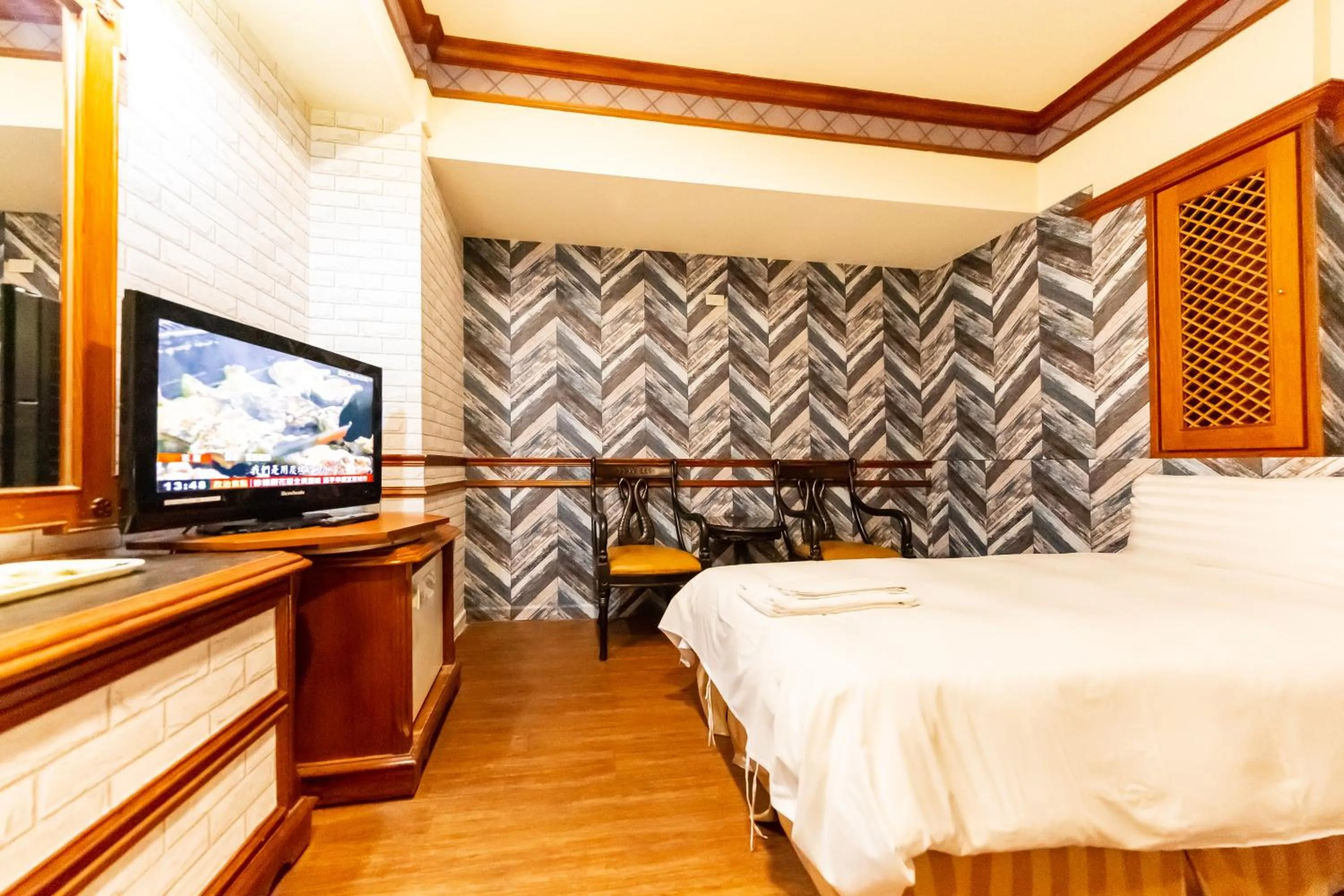 TV and multimedia, Bed in I HI Sanduo Travel Hotel