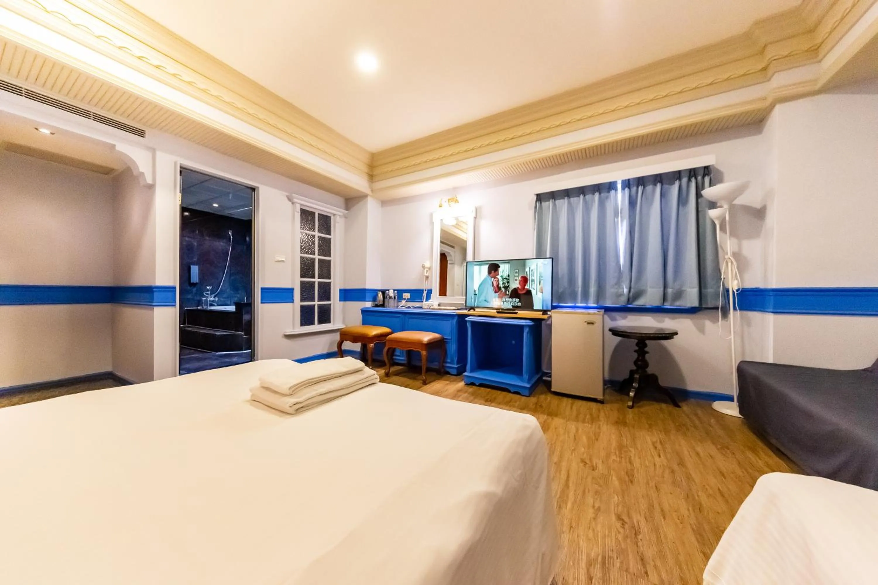 Bedroom, Bed in I HI Sanduo Travel Hotel